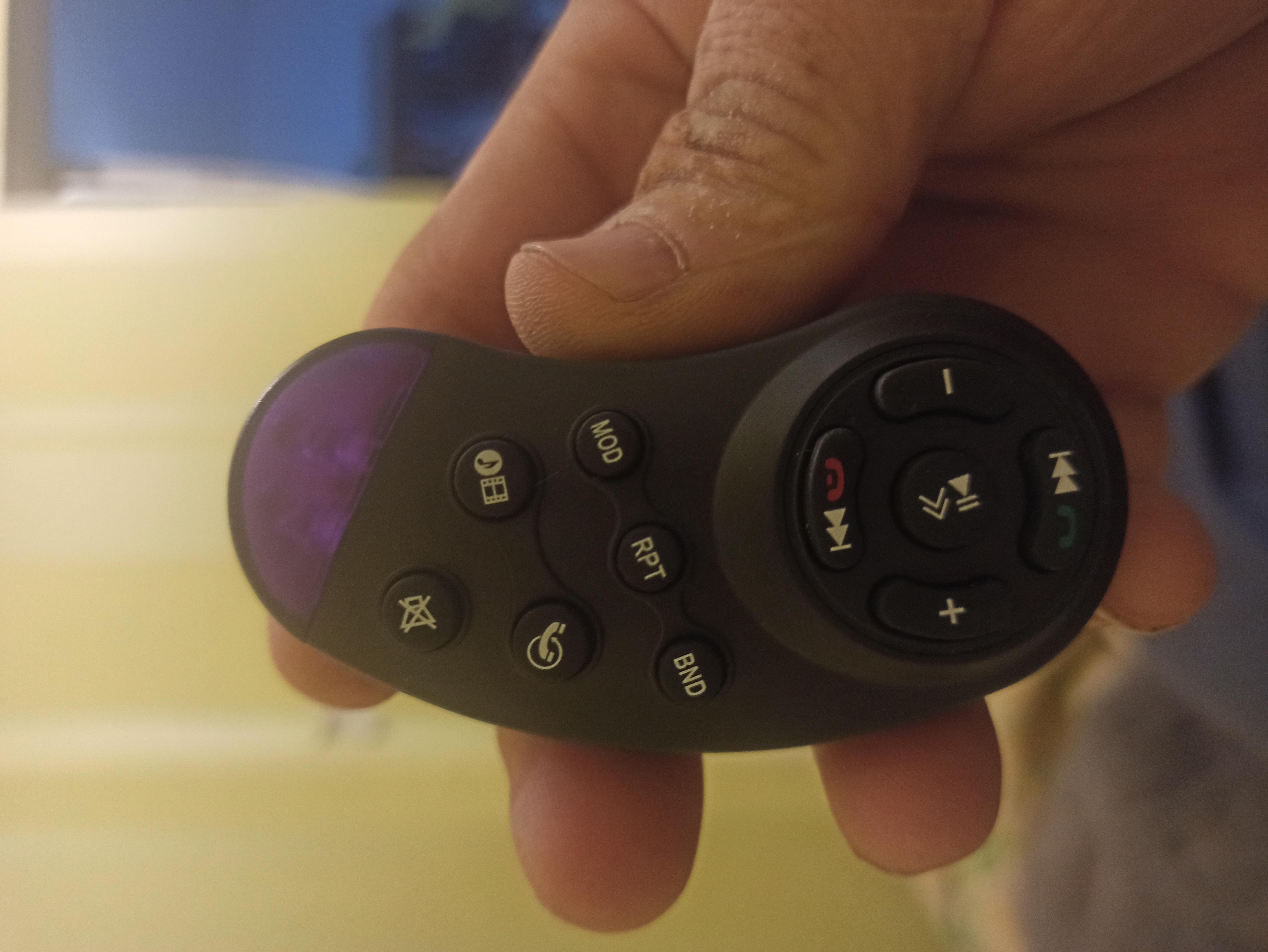 Пульт на руль для магнитолы Bluetooth универсальный с ДК (17945667) в реальных условиях использования от пользователя Олександр.