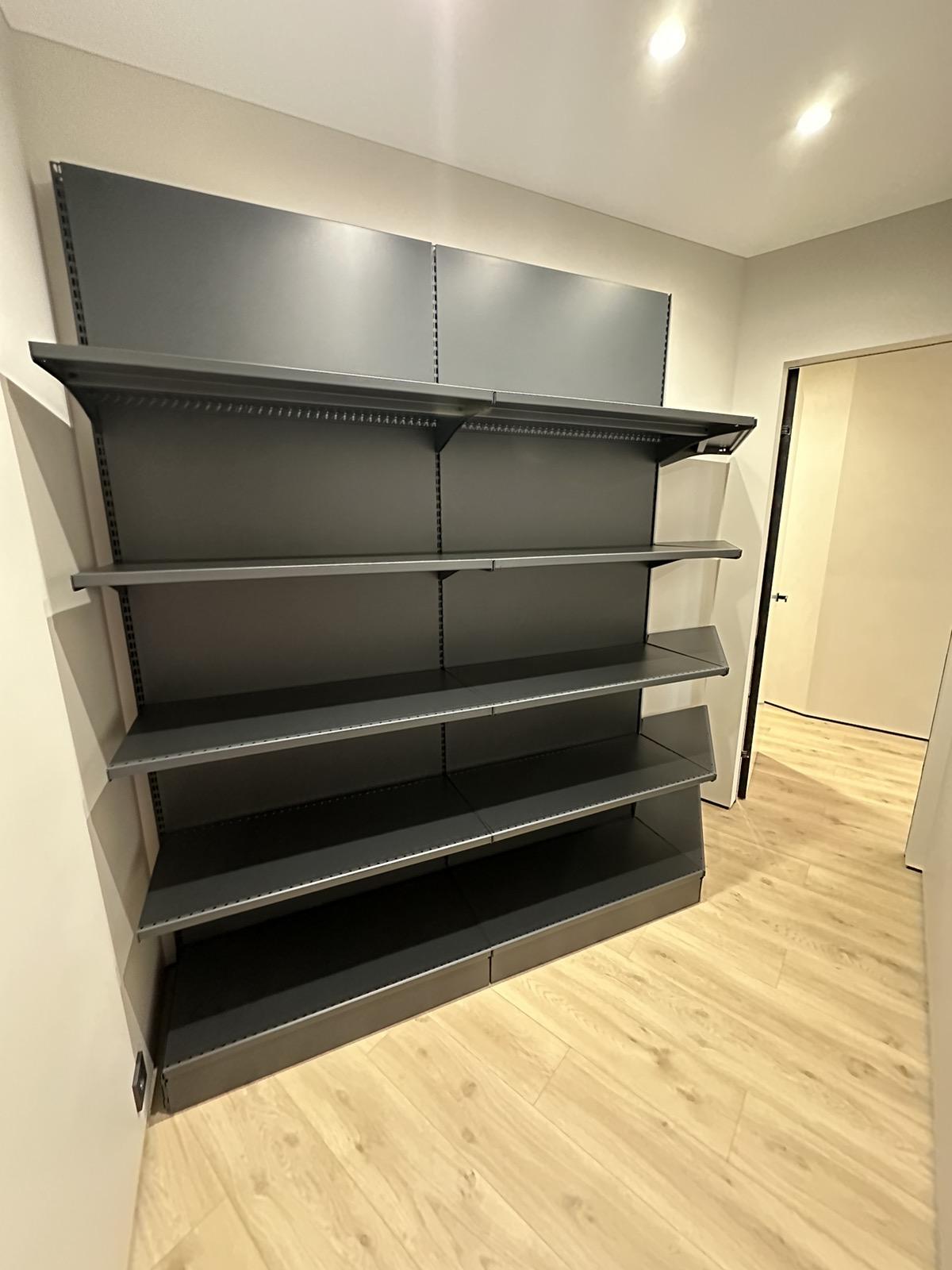 Стеллаж пристенный металлический 1930х1250х400 мм на 5 полок Антрацитово-серый (16-1250-21) в реальных условиях использования от пользователя Богдан.