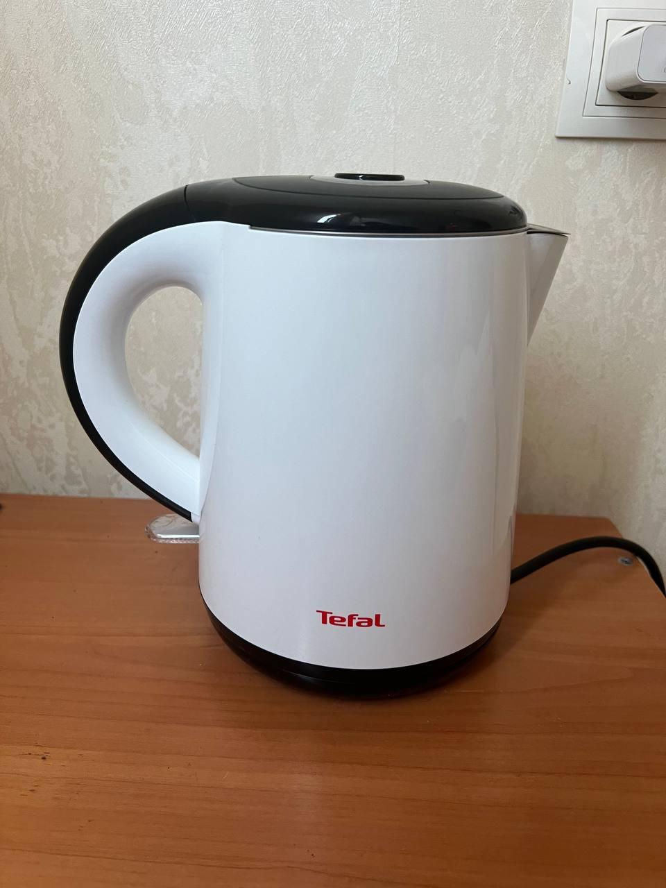 Электрочайник Tefal KO261130 в реальных условиях использования от пользователя Віталій Амброзович.