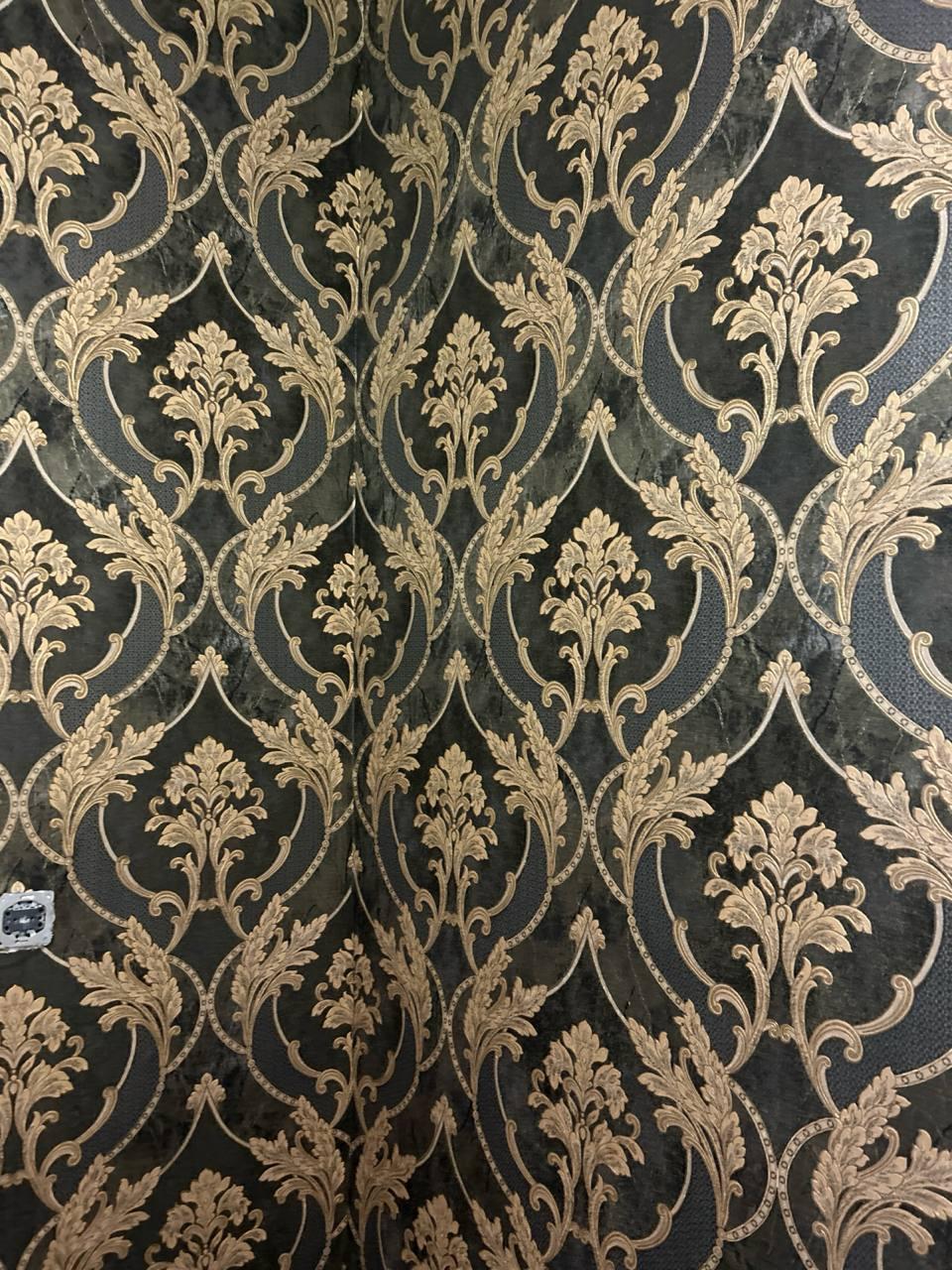 Обои виниловые горячего тиснения Vinil Арона декор VIP11-1035 1,06x10,05 м в реальных условиях использования от покупателя Лариса.