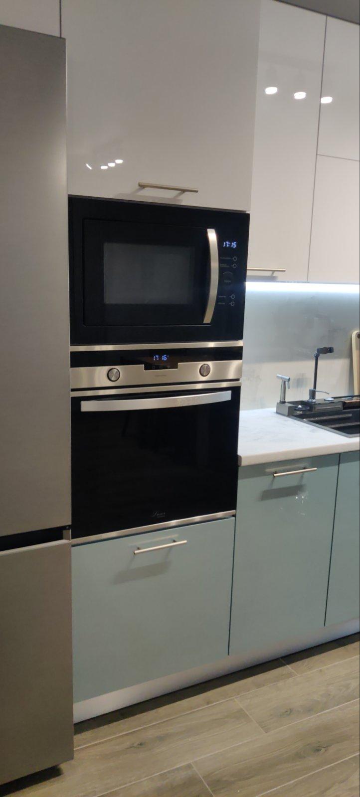 Духова шафа Luxor HB 970 SS UNIQUE (14116100) у реальних умовах використання від користувача Ярмоленко Яна.