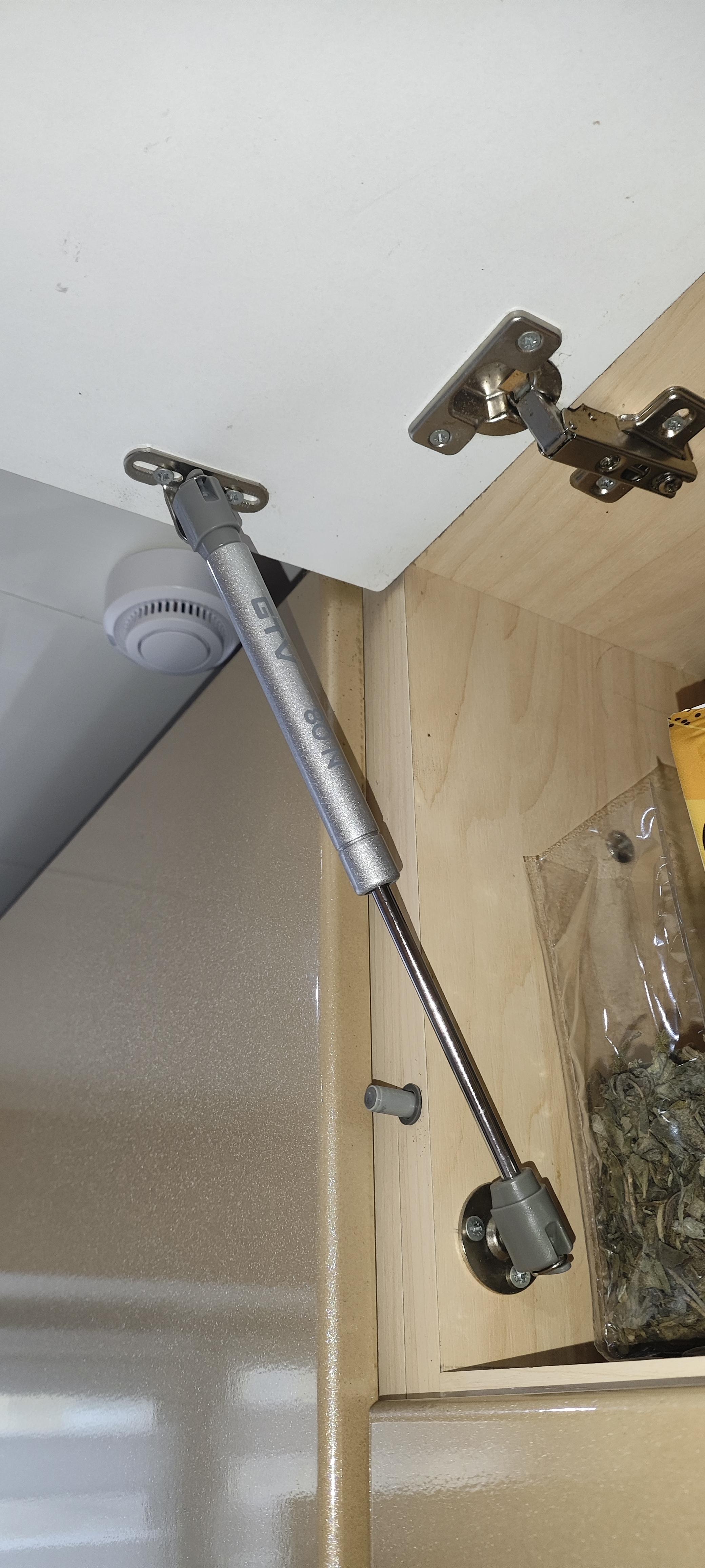 Амортизатор газовый GTV 80N для мебели верхний PD-G0080-N02 без доводчика в реальных условиях использования от покупателя Павел.