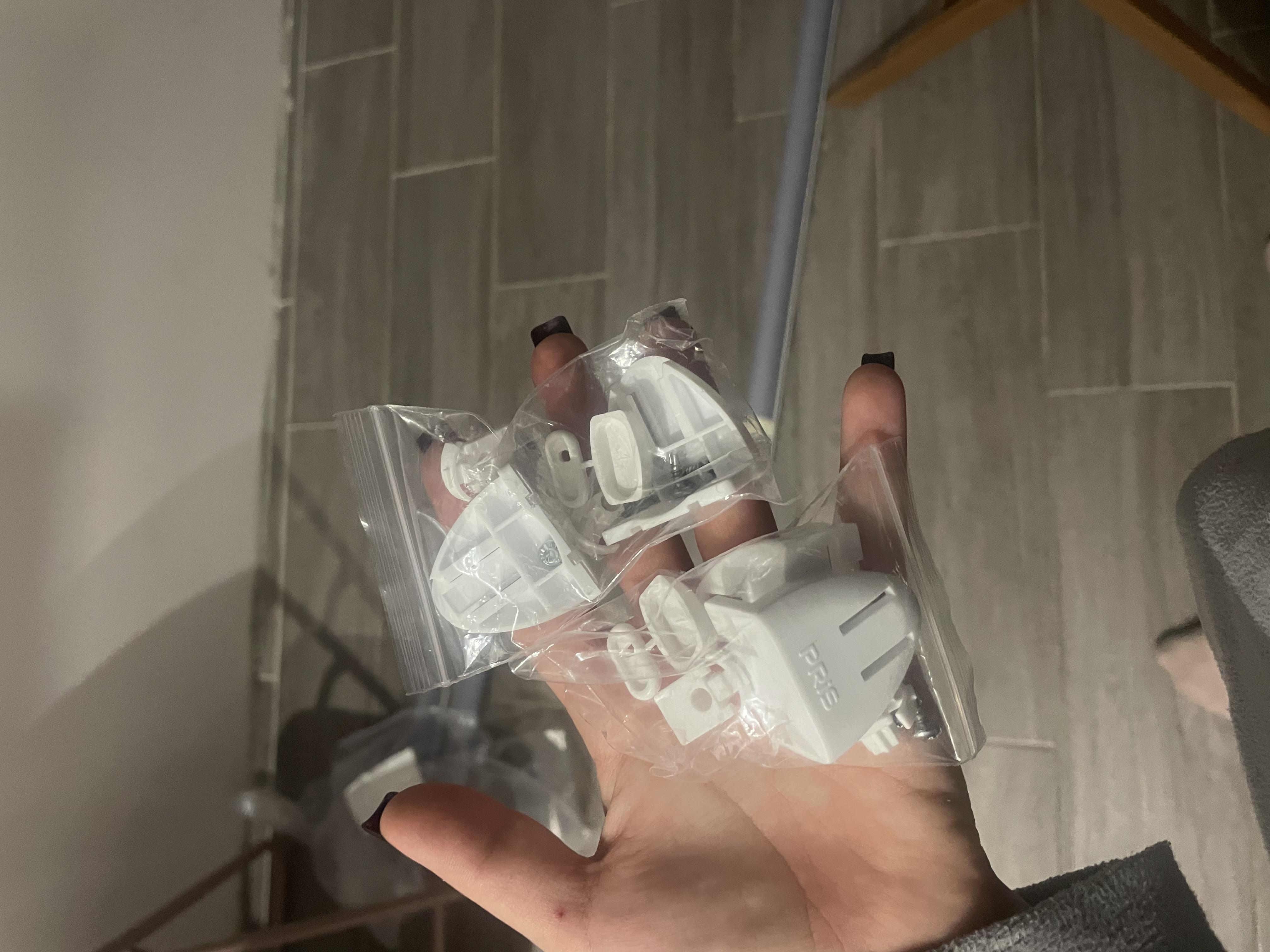 Ролета тканинна NewTex Льон LUX 71х165 см Сірий (7436) у реальних умовах використання від покупця Яна.