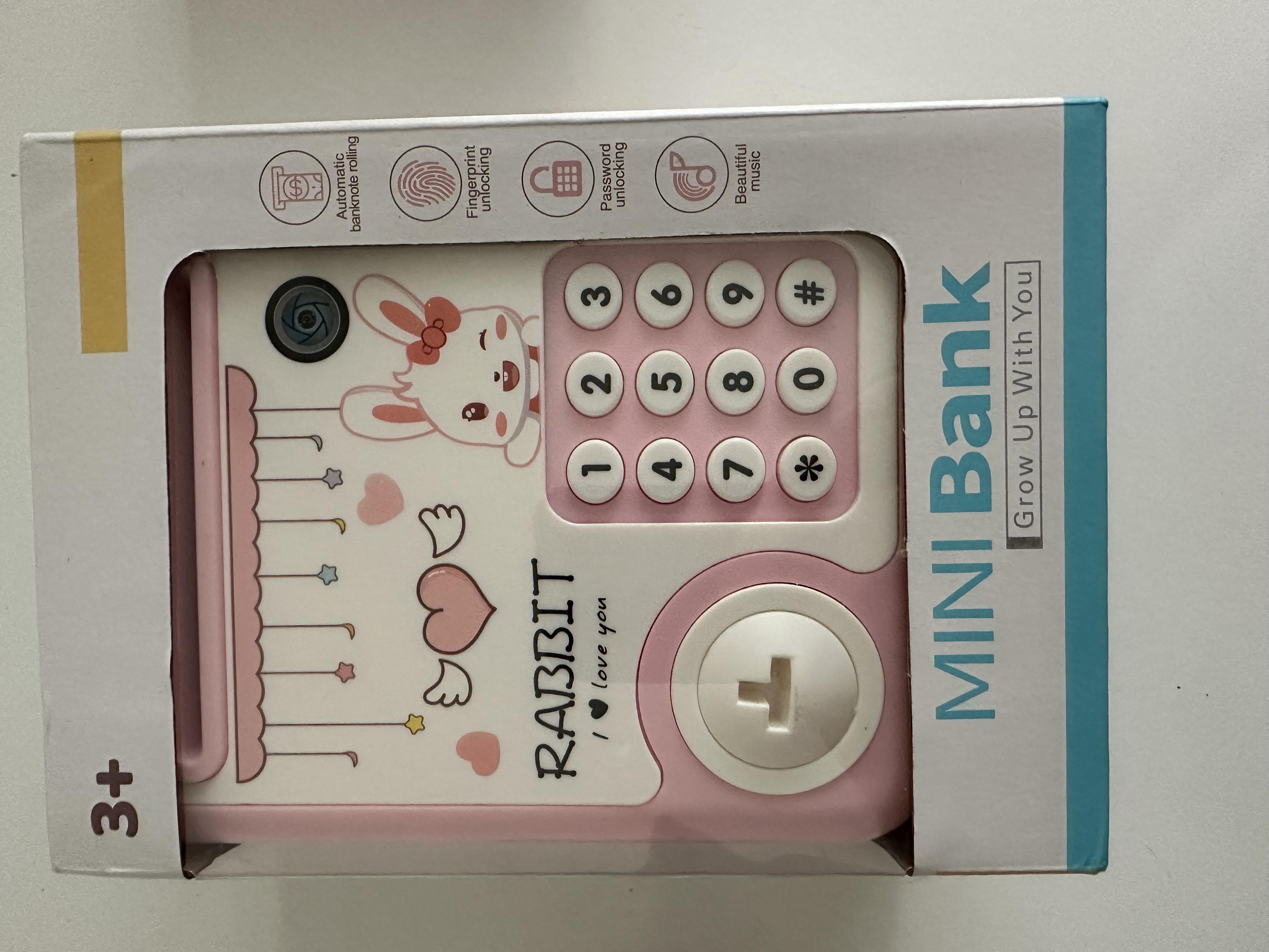 Фото: Электронная копилка MK5398 с кодовым замком/сенсором/светом и звуком/с котиком, отправлено покупателем Олена Электронная копилка MK5398 с кодовым замком/сенсором/светом и звуком/с котиком в реальных условиях использования от покупателя Олена.