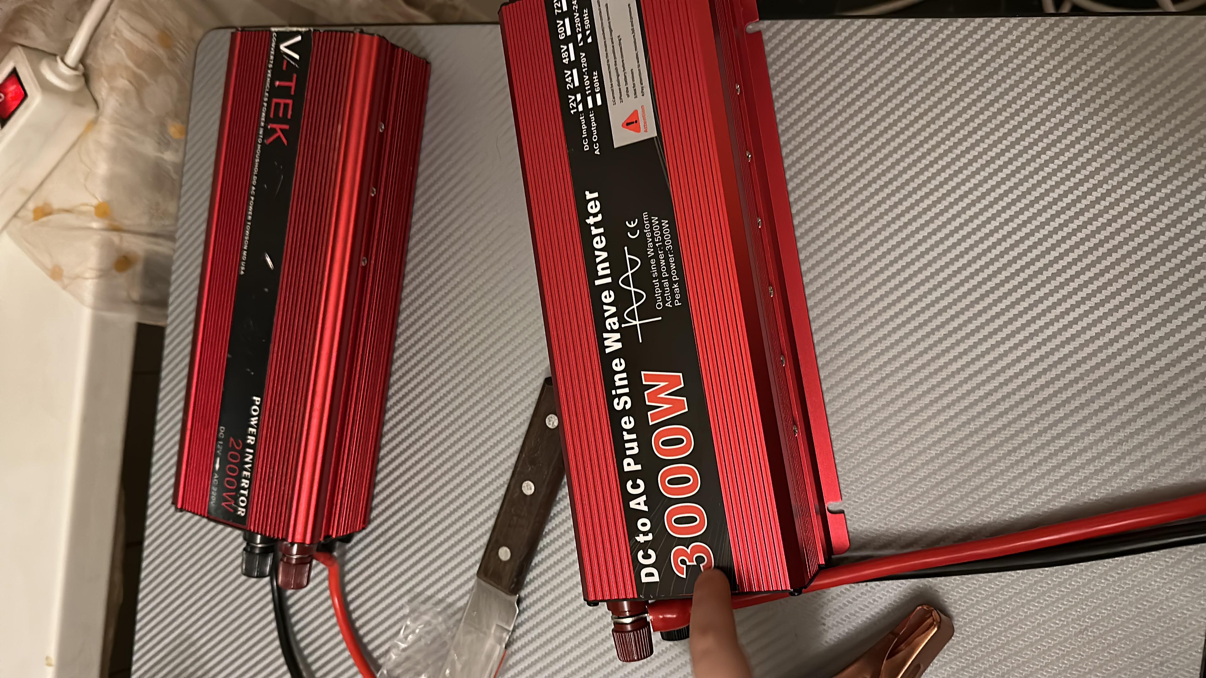 Фото: Інвертор 3000W 12220V чистий синус (27282394), надіслане покупцем Олена Інвертор 3000W 12220V чистий синус (27282394) у реальних умовах використання від покупця Олена.