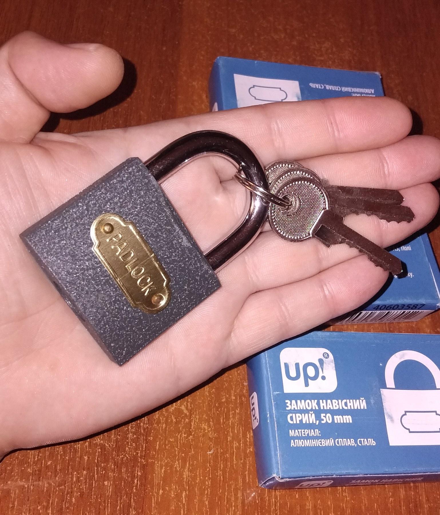 Замок навесной 50 мм диаметр дуги 8 мм открытый (амбарный) в реальных условиях использования от покупателя Олександр.