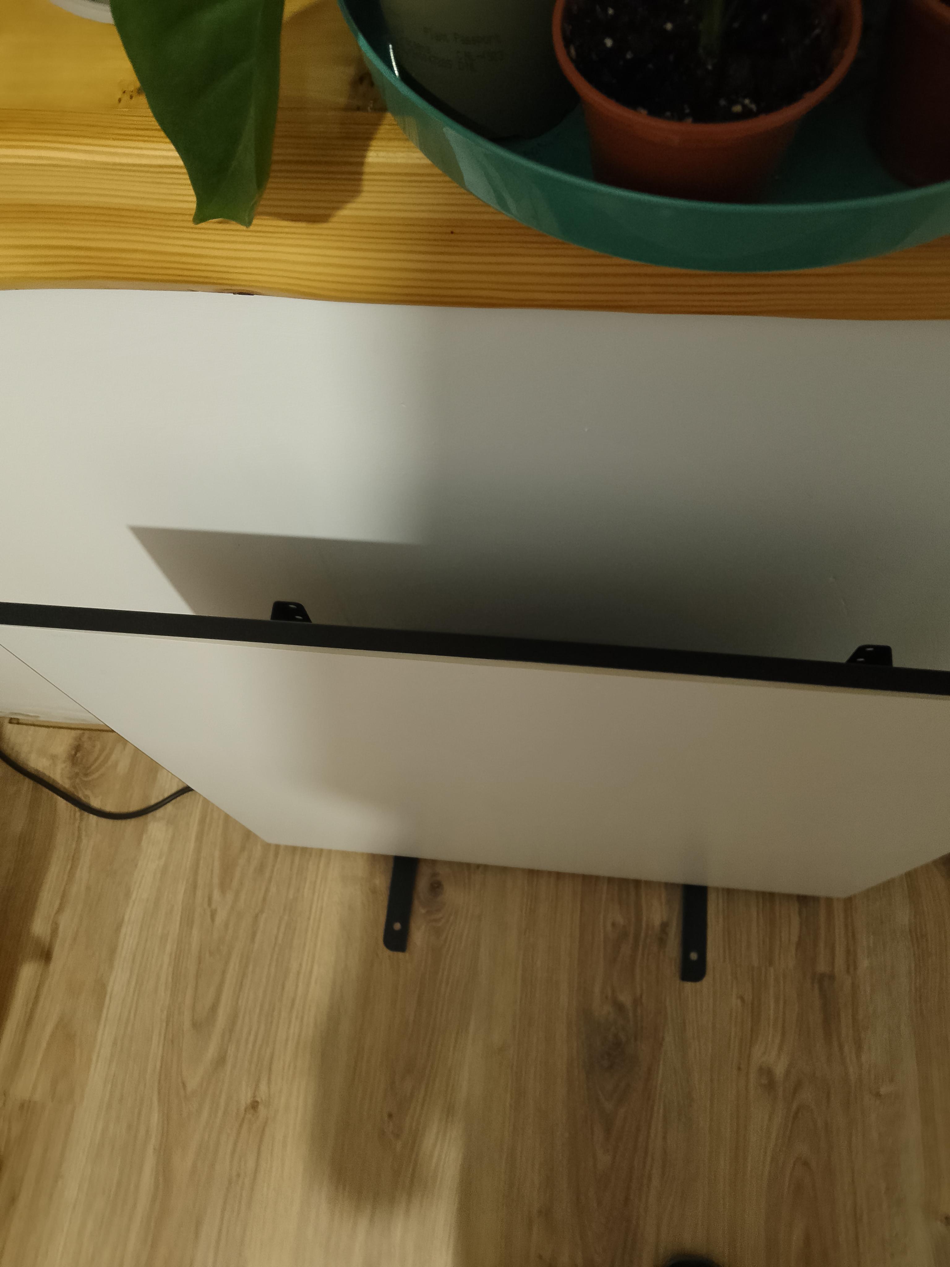 Фото: Керамічний обігрівач ZENHEISSER Cube HТ-650b 60х60 см з терморегулятором та ніжками Бежевий, надіслане користувачем Олег Керамічний обігрівач ZENHEISSER Cube HТ-650b 60х60 см з терморегулятором та ніжками Бежевий у реальних умовах використання від користувача Олег.