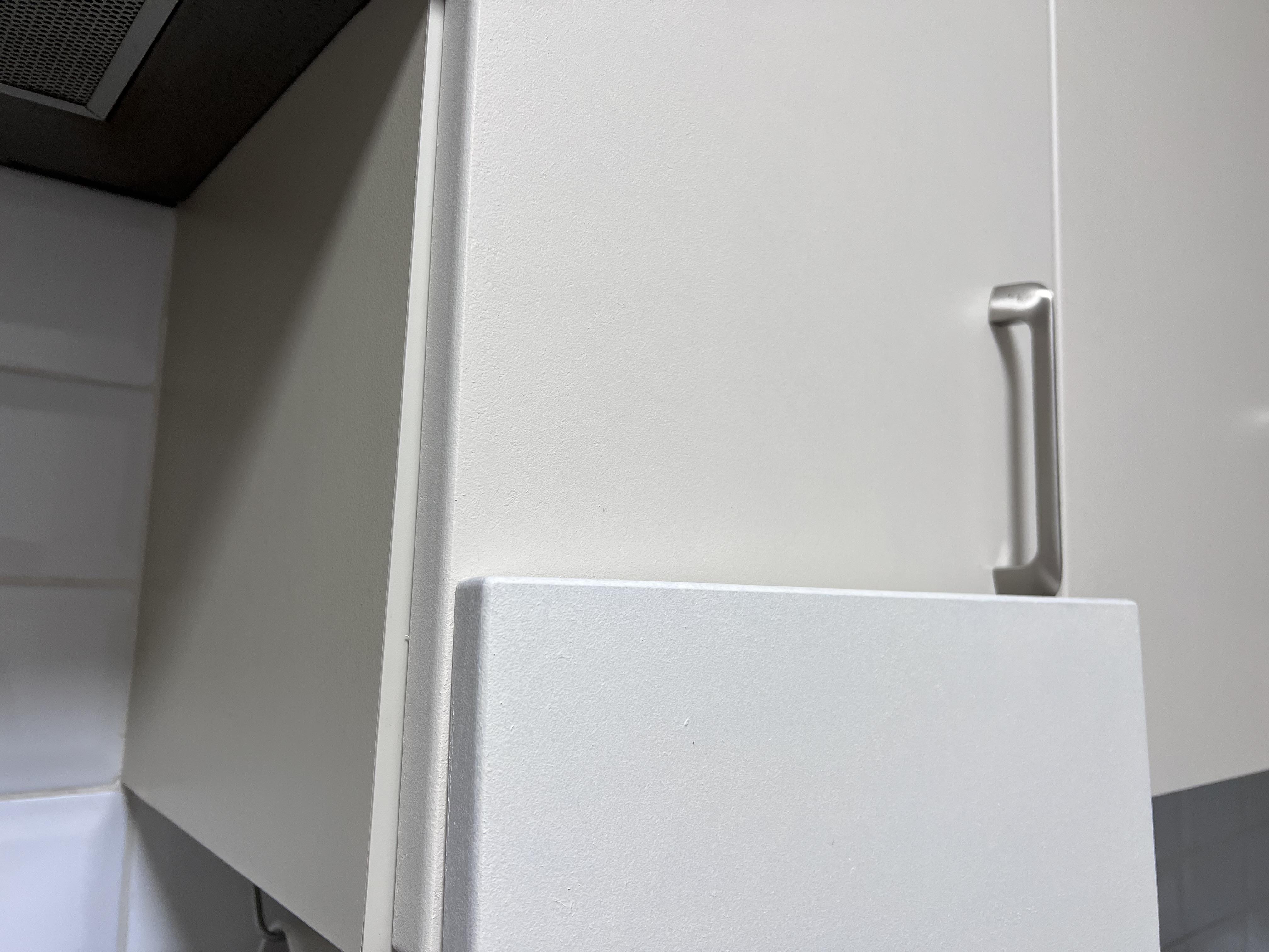 Краска универсальная резиновая Kompozit UNIFLEX мат Графит RAL7024 0,9 кг в реальных условиях использования от покупателя Надія.