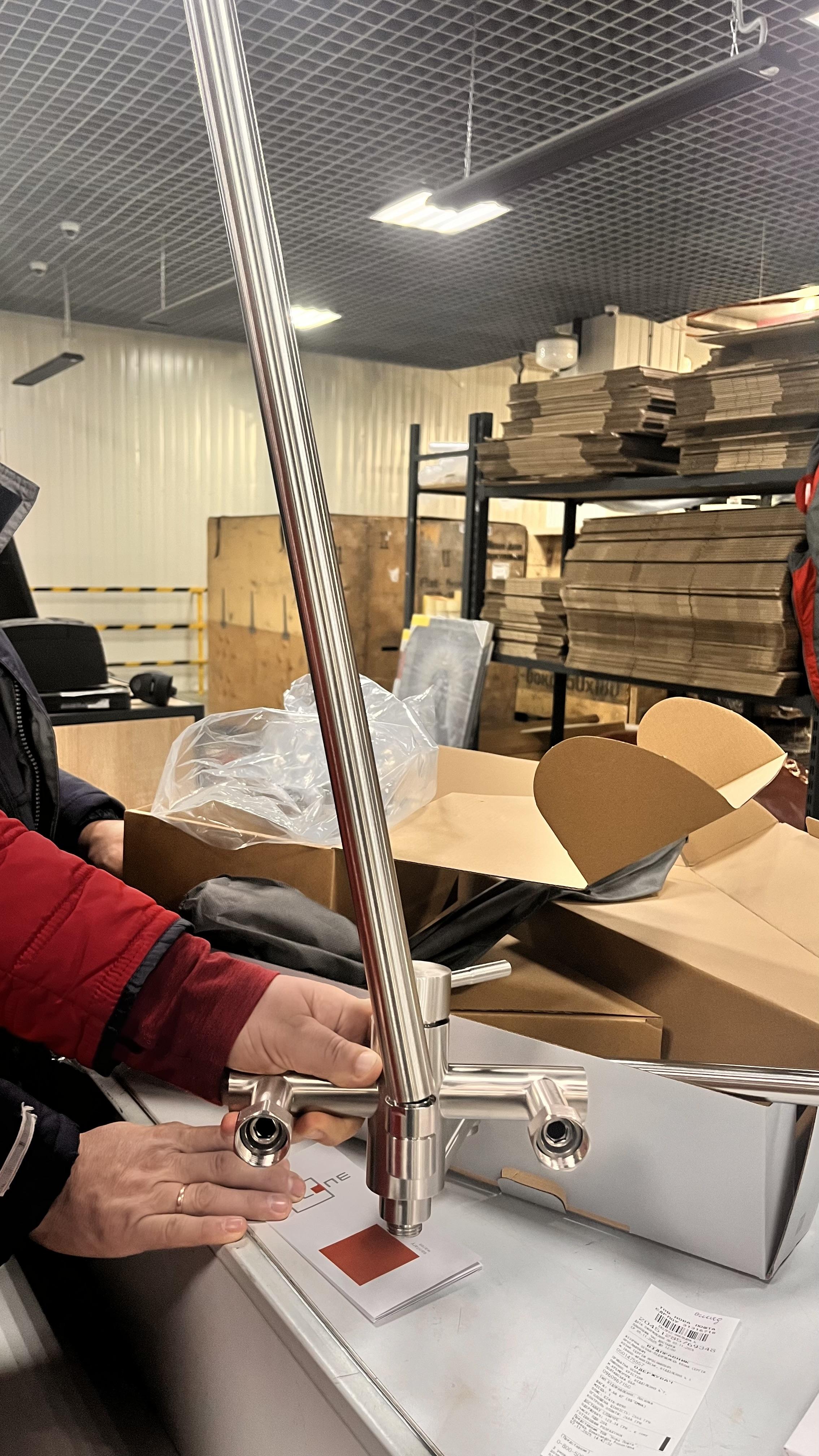 Душевая система Solone EZA16-B090 со смесителем и тропическим душем Нержавеющая сталь в реальных условиях использования от покупателя Крістіна.