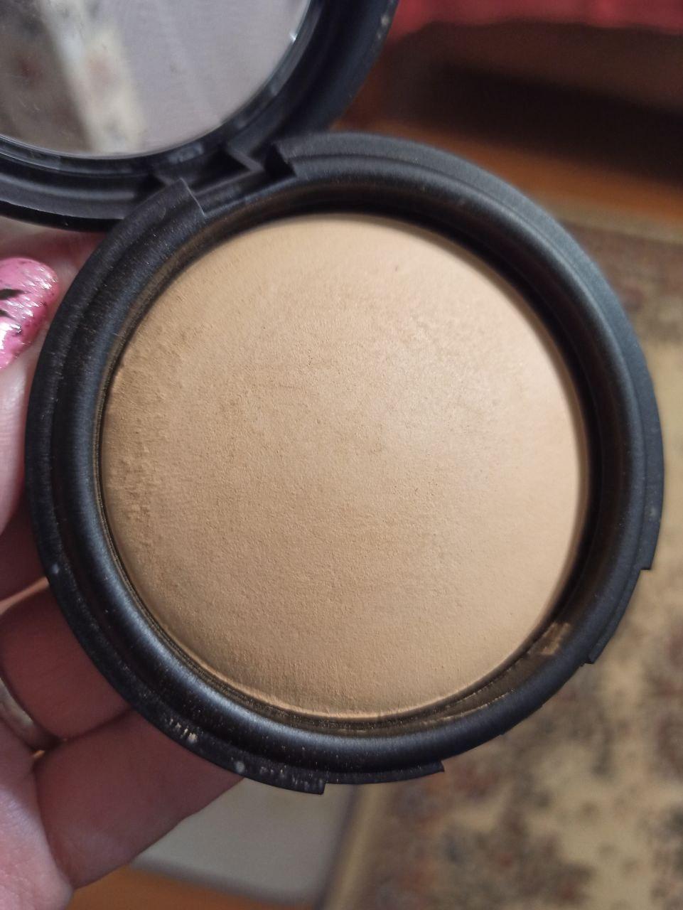 Пудра запечена Pastel Flormar 9 г 030 Mat beige (00262) у реальних умовах використання від покупця Марина.