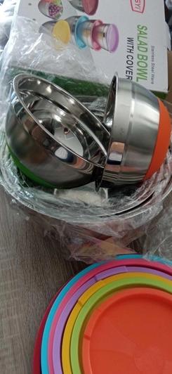 Фото: Набор металлических мисок OnePro 8836 с силиконовой крышкой 18-30 см 7 шт. Серый (66190), отправлено пользователем Дмитро Набор металлических мисок OnePro 8836 с силиконовой крышкой 18-30 см 7 шт. Серый (66190) в реальных условиях использования от пользователя Дмитро.