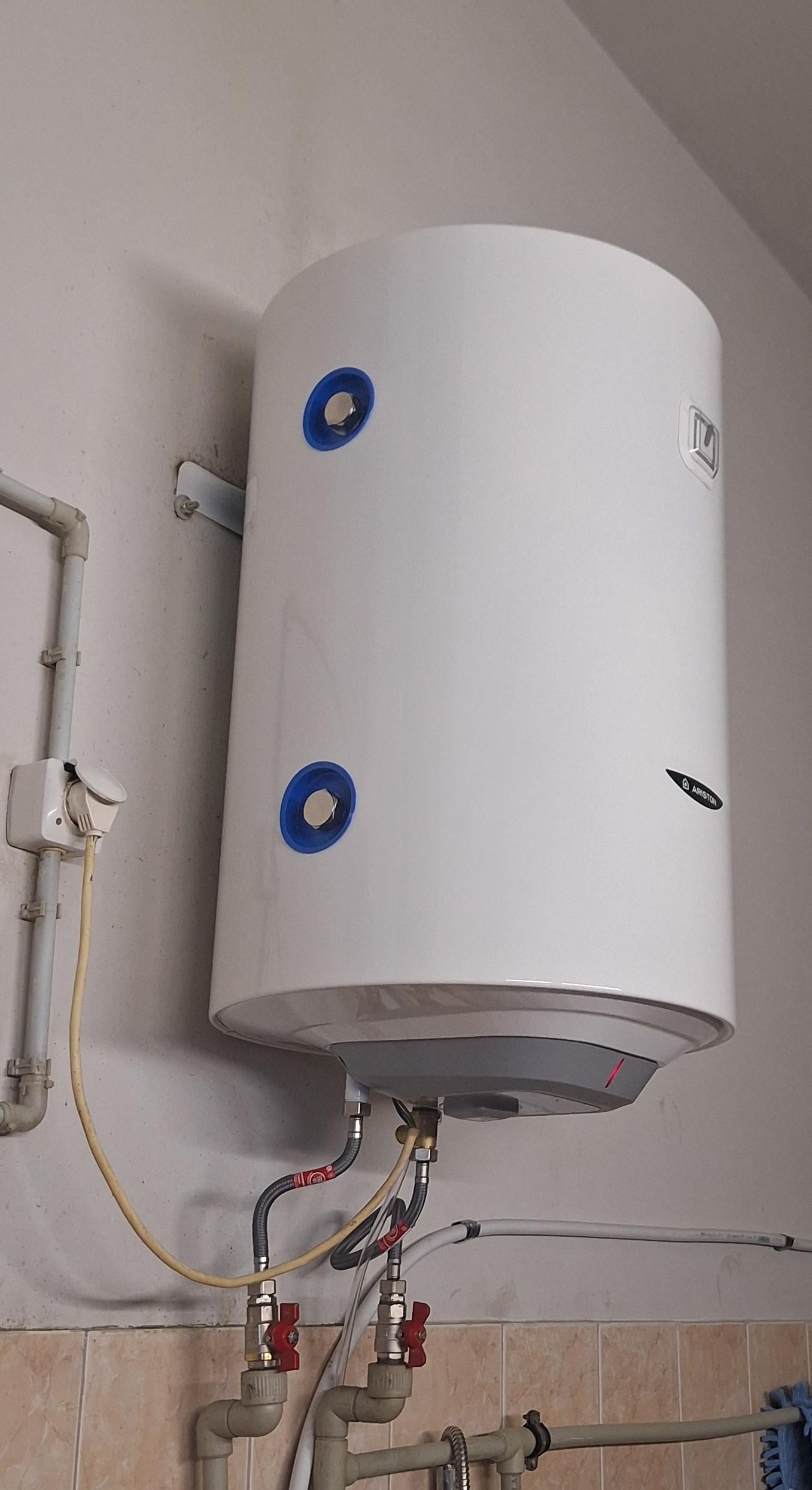 Бойлер Ariston PRO1 R 80 VTS 1,8K в реальных условиях использования от покупателя Андрей.