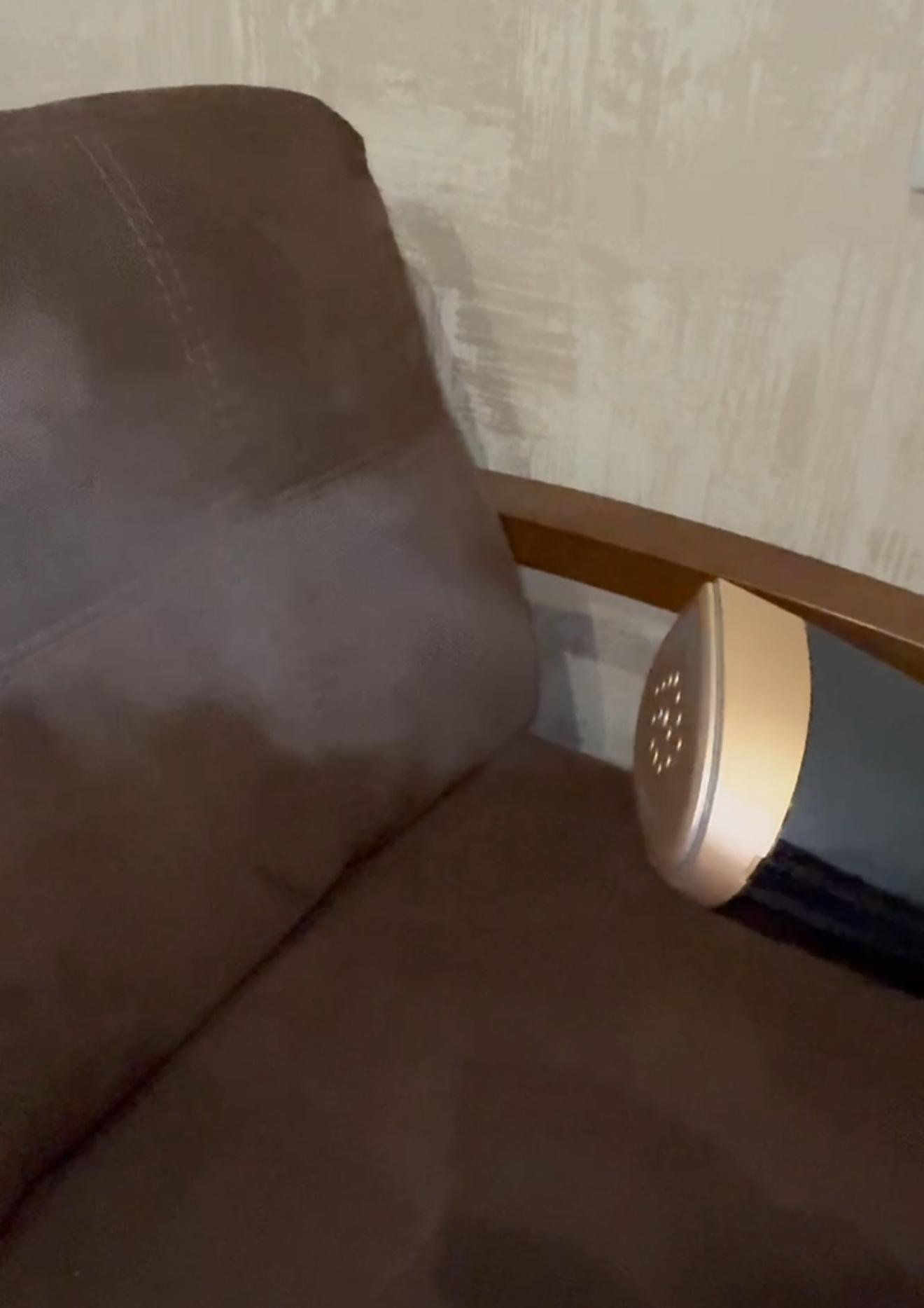 Отпариватель ручной Philips STH7060/80 в реальных условиях использования от пользователя Марʼяна.