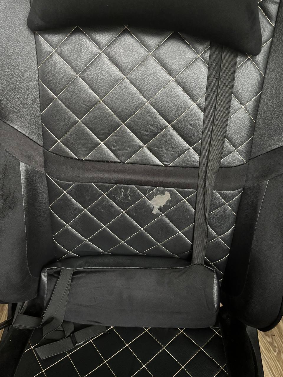 Крісло Cougar Armor One Royal чорний у реальних умовах використання від користувача Богдан.