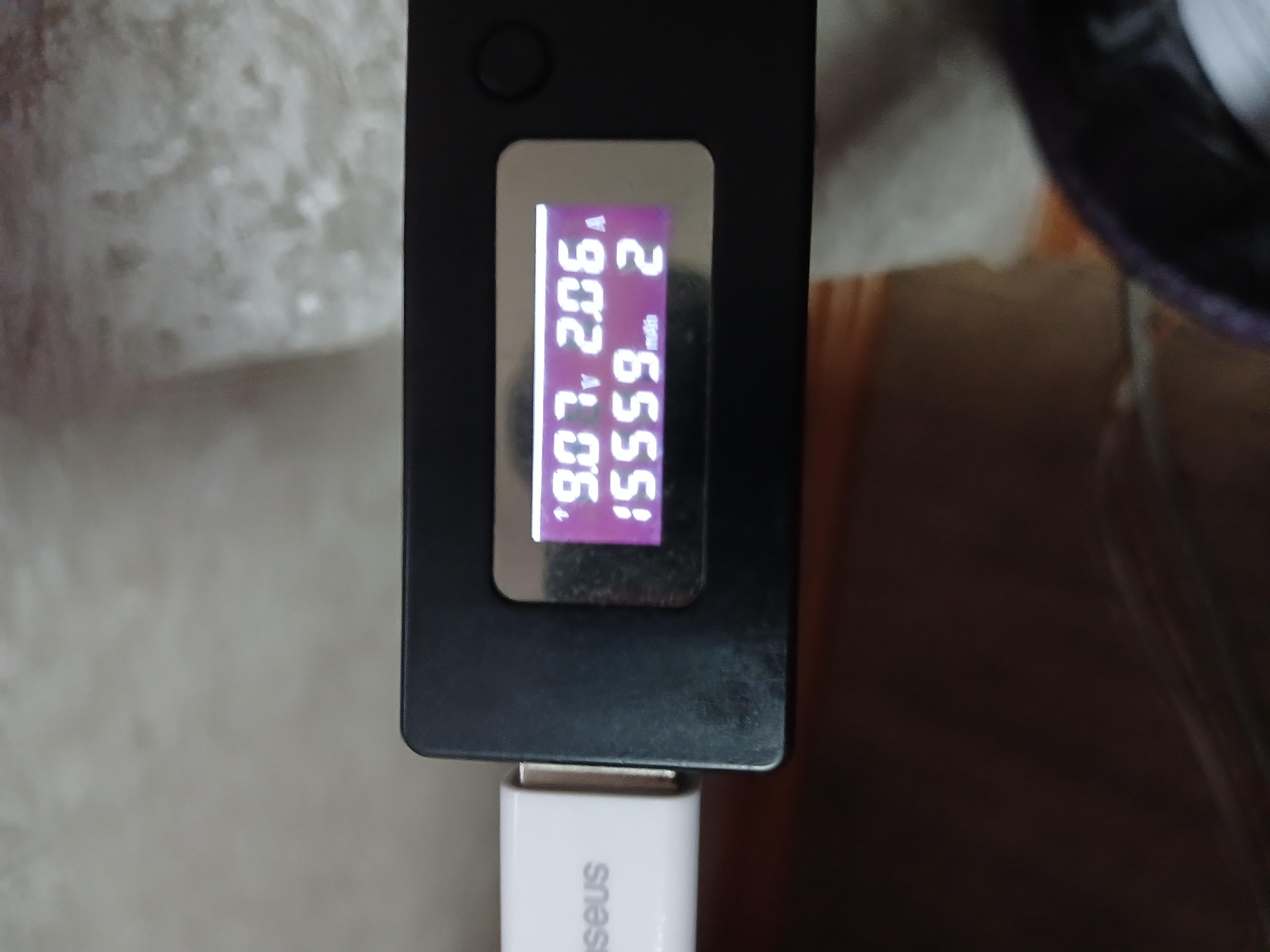 Повербанк Vinnic 30000 mAh black (4898338024579) LCD Power Display в реальных условиях использования от покупателя Олександр.