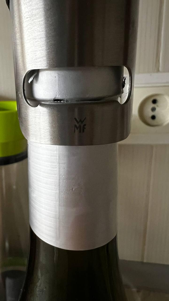 Фото: Пробка вакуумна Clever More WMF для пляшки (640886030), надіслане користувачем Москаленко Яна Пробка вакуумна Clever More WMF для пляшки (640886030) у реальних умовах використання від користувача Москаленко Яна.