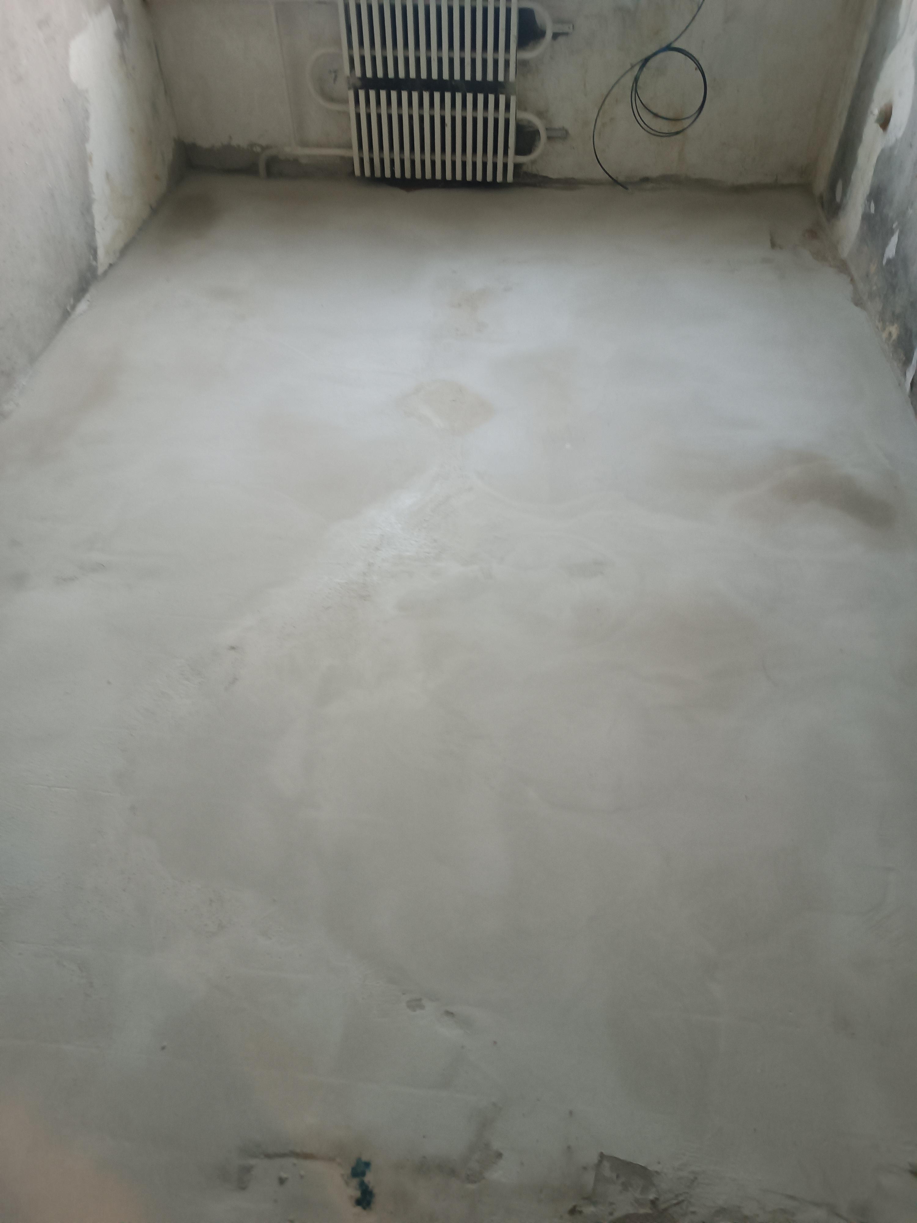 Самовыравнивающийся пол Polimin TP-10 Universal Floor (3-100 мм) 25 кг в реальных условиях использования от пользователя Дмитрий.