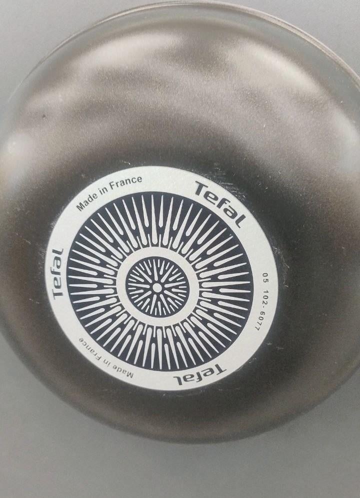 Фото: Сковорода wok Tefal XL Intense 28 см C3841953, отправлено пользователем Олена Куцик Сковорода wok Tefal XL Intense 28 см C3841953 в реальных условиях использования от пользователя Олена Куцик.
