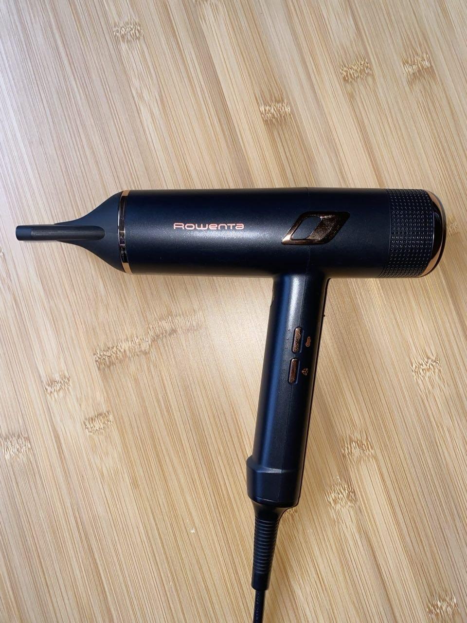 Фен Rowenta T-SHAPE MAESTRIA CV9920F0 в реальных условиях использования от пользователя Олеся Мороз.