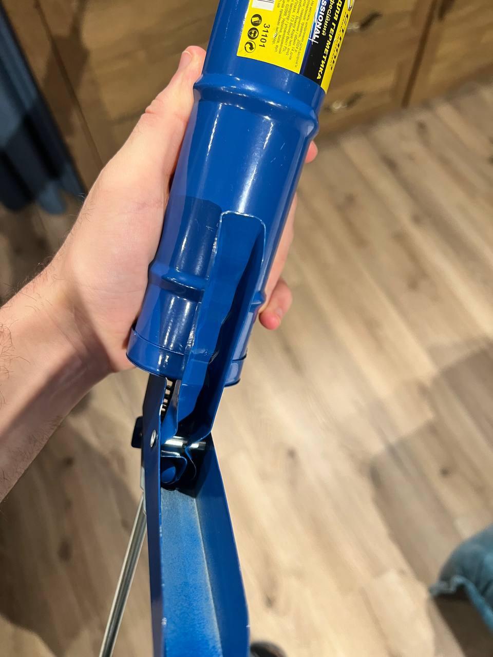 Пистолет для герметика Сталь 31101 в реальных условиях использования от пользователя Андрій.