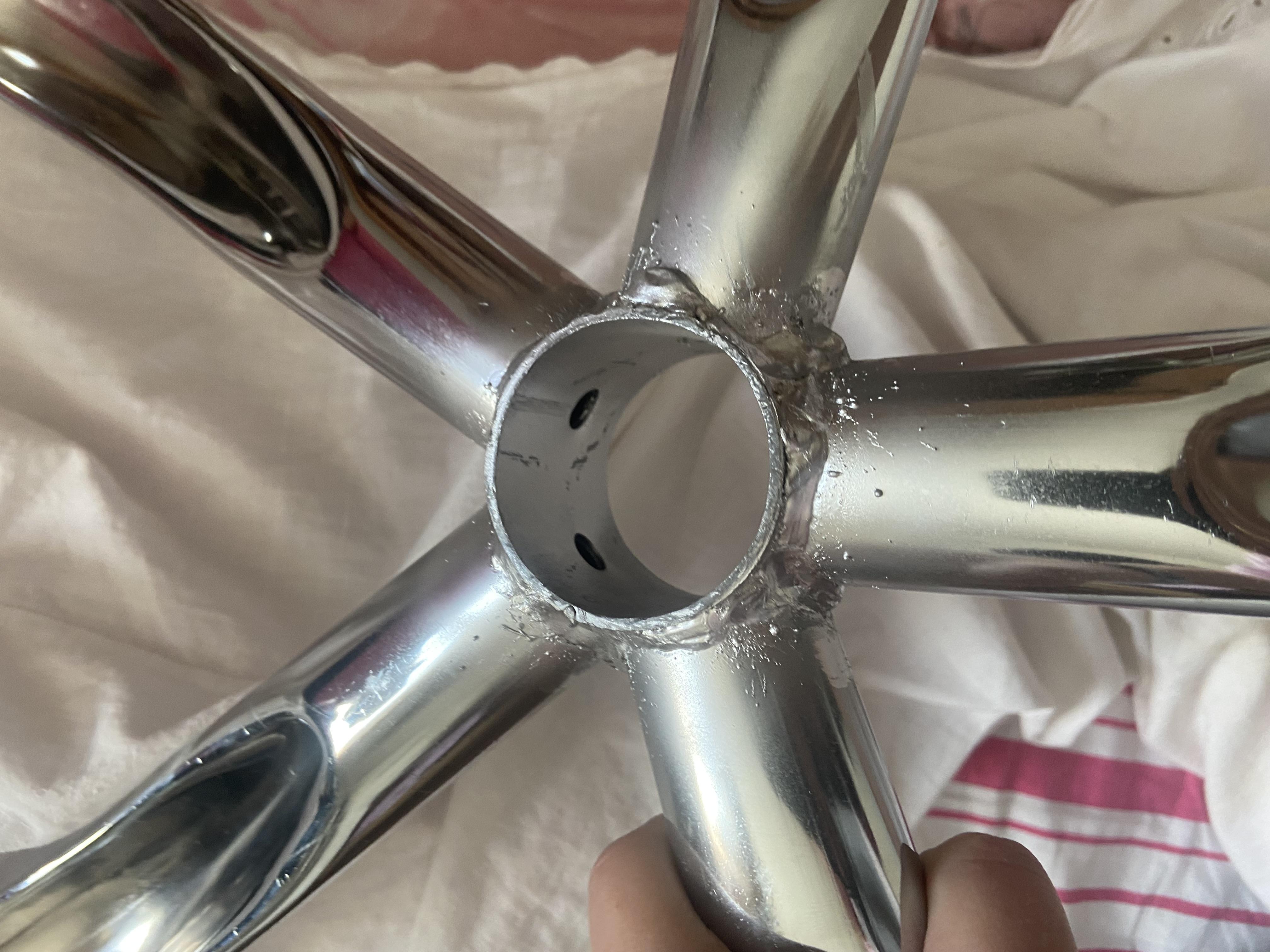 Крісло офісне комп'ютерне Bonro B-487 на колесах Сірий (3537) у реальних умовах використання від покупця Ольга.