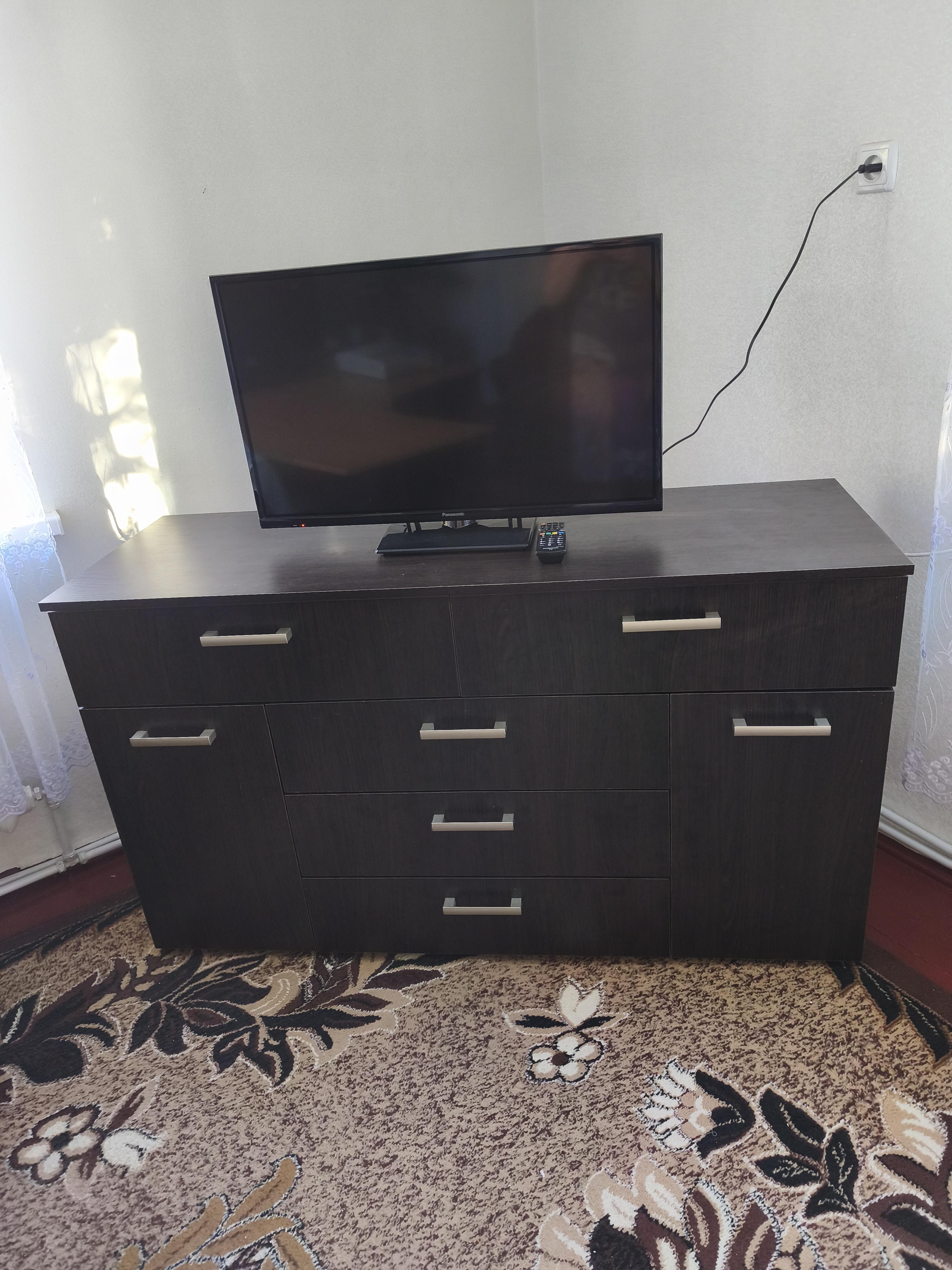 Комод Idea ТКБ-377.1 на 5 шухляд з дверима Дуб сонома (26718294) у реальних умовах використання від покупця Юлія.