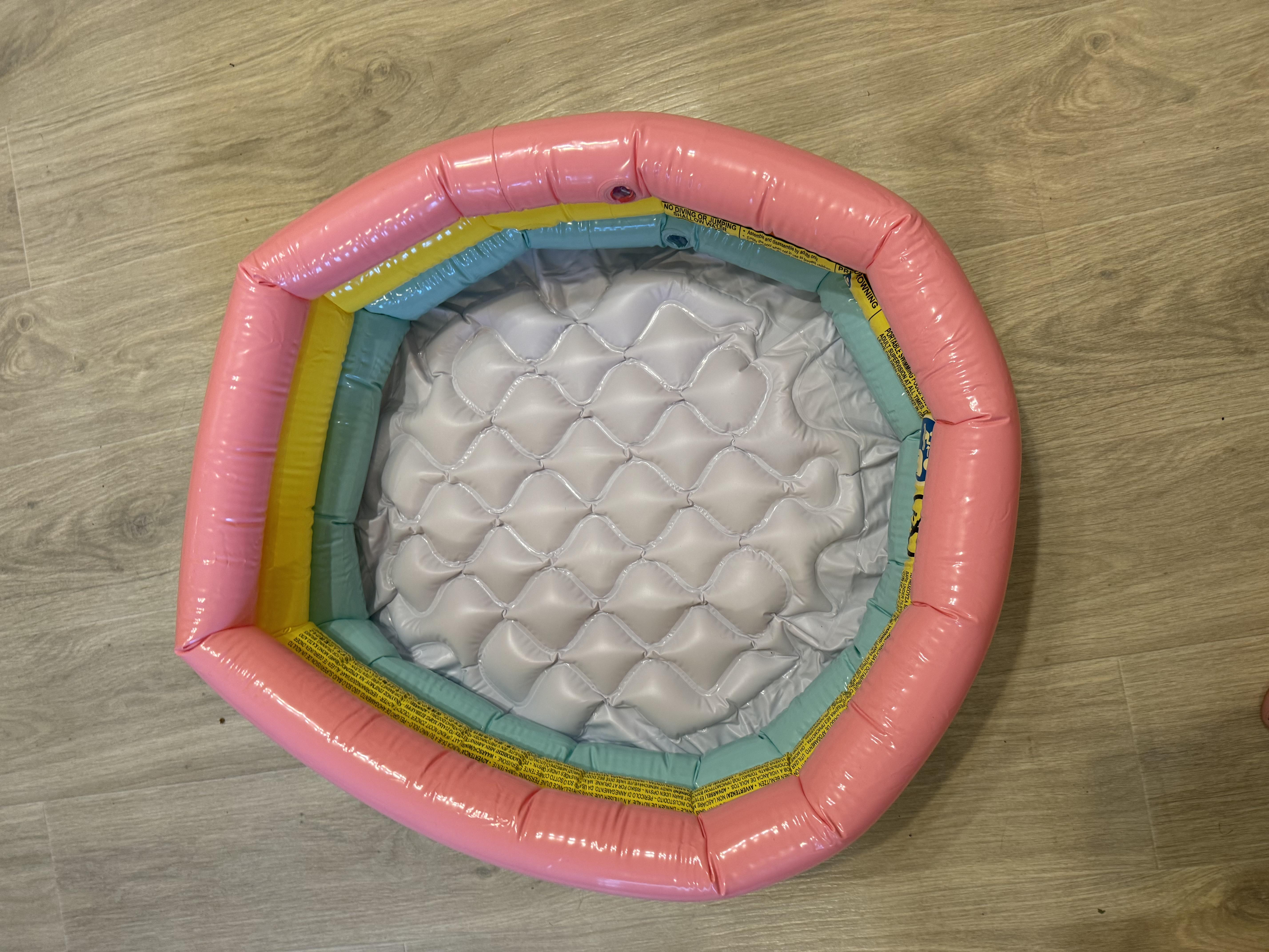 Бассейн надувной Intex Радость 61х22 см 57107 в реальных условиях использования от покупателя Ірина.