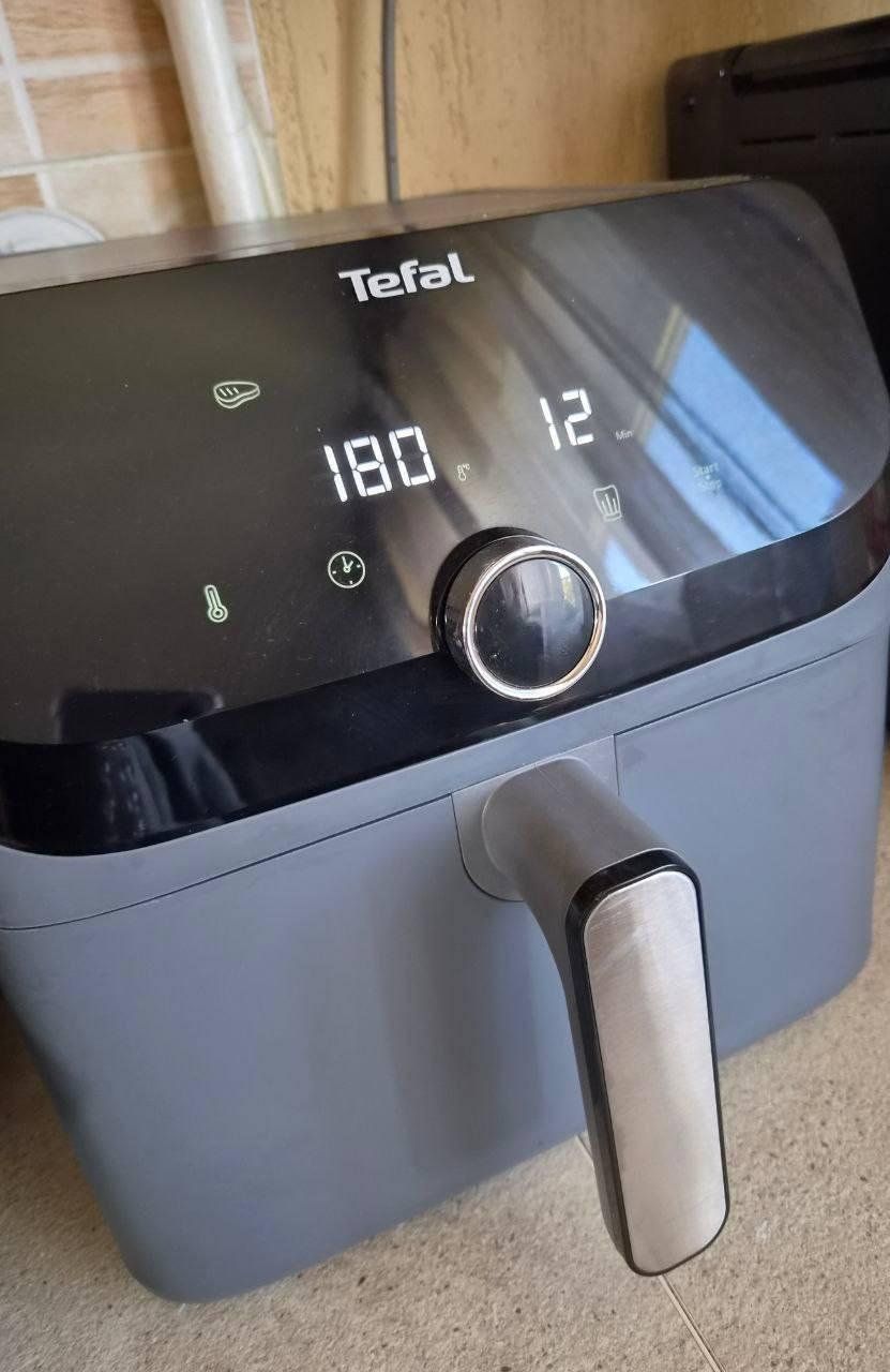 Фото: Мультипечь Tefal Easy Fry Mega EY855BE0, отправлено пользователем Тетяна Малич Мультипечь Tefal Easy Fry Mega EY855BE0 в реальных условиях использования от пользователя Тетяна Малич.