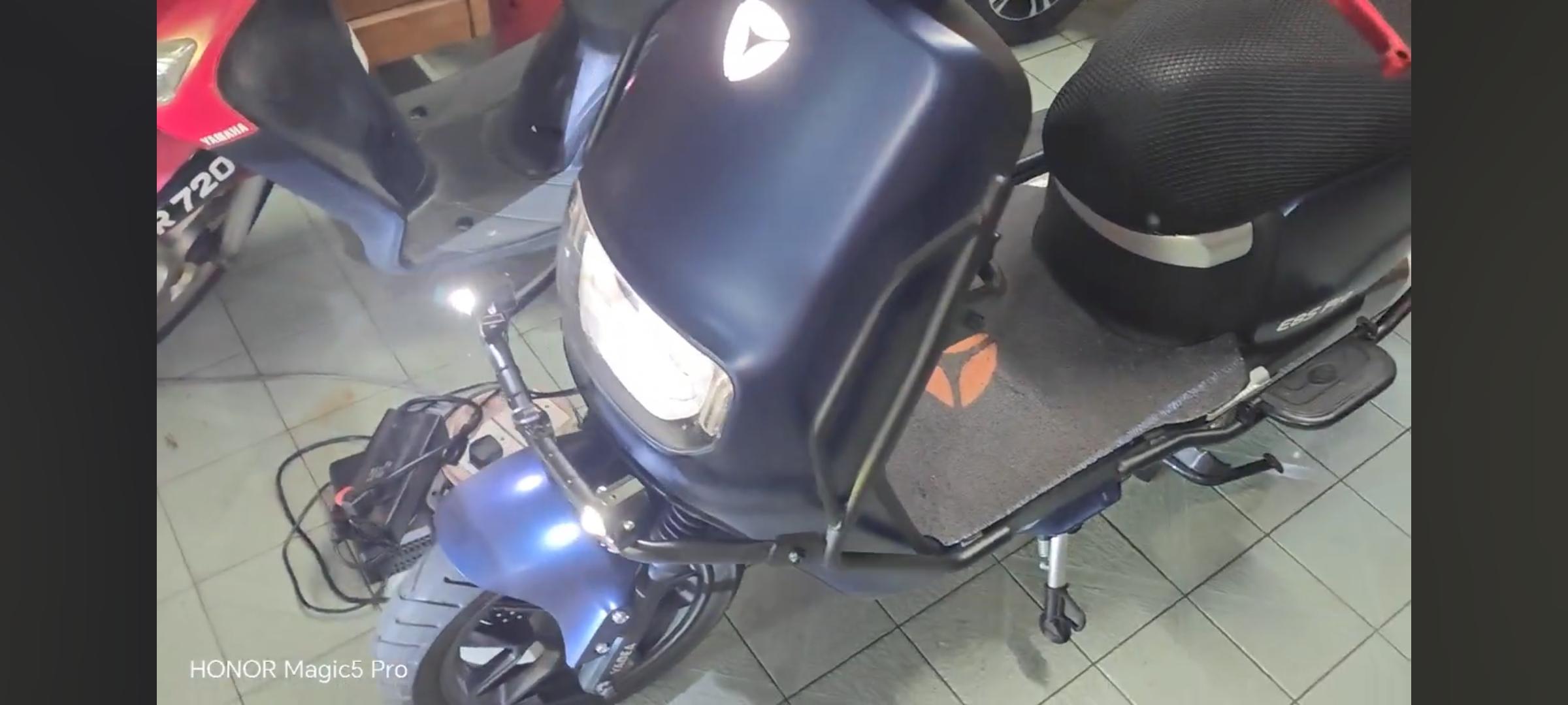 Электроскутер YADEA E8S (black) в реальных условиях использования от пользователя Владислав.