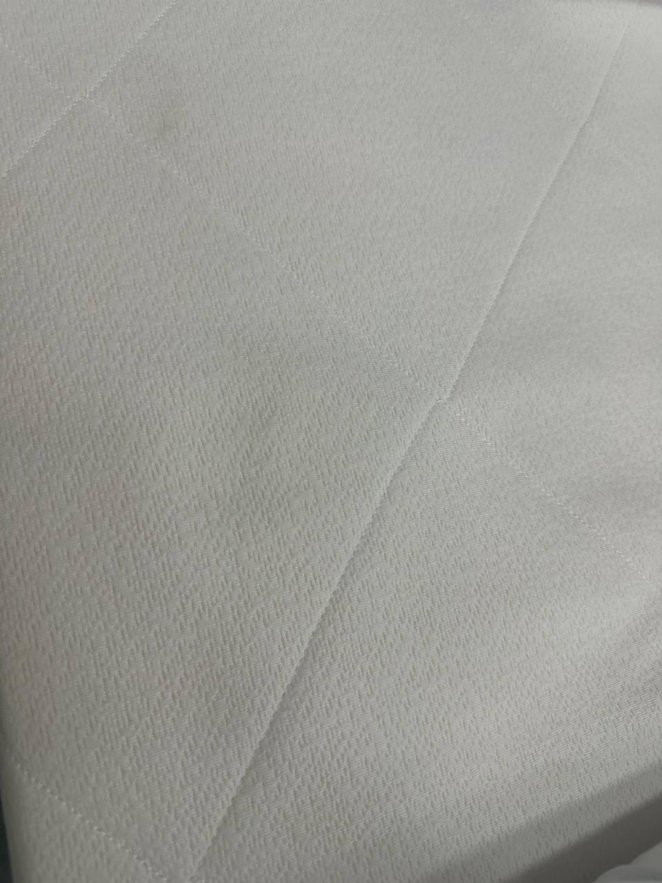 Матрас беспружинный PURPLE High 140x190 см (21110036-140190) в реальных условиях использования от покупателя Соболєв Олександр Сергійович.