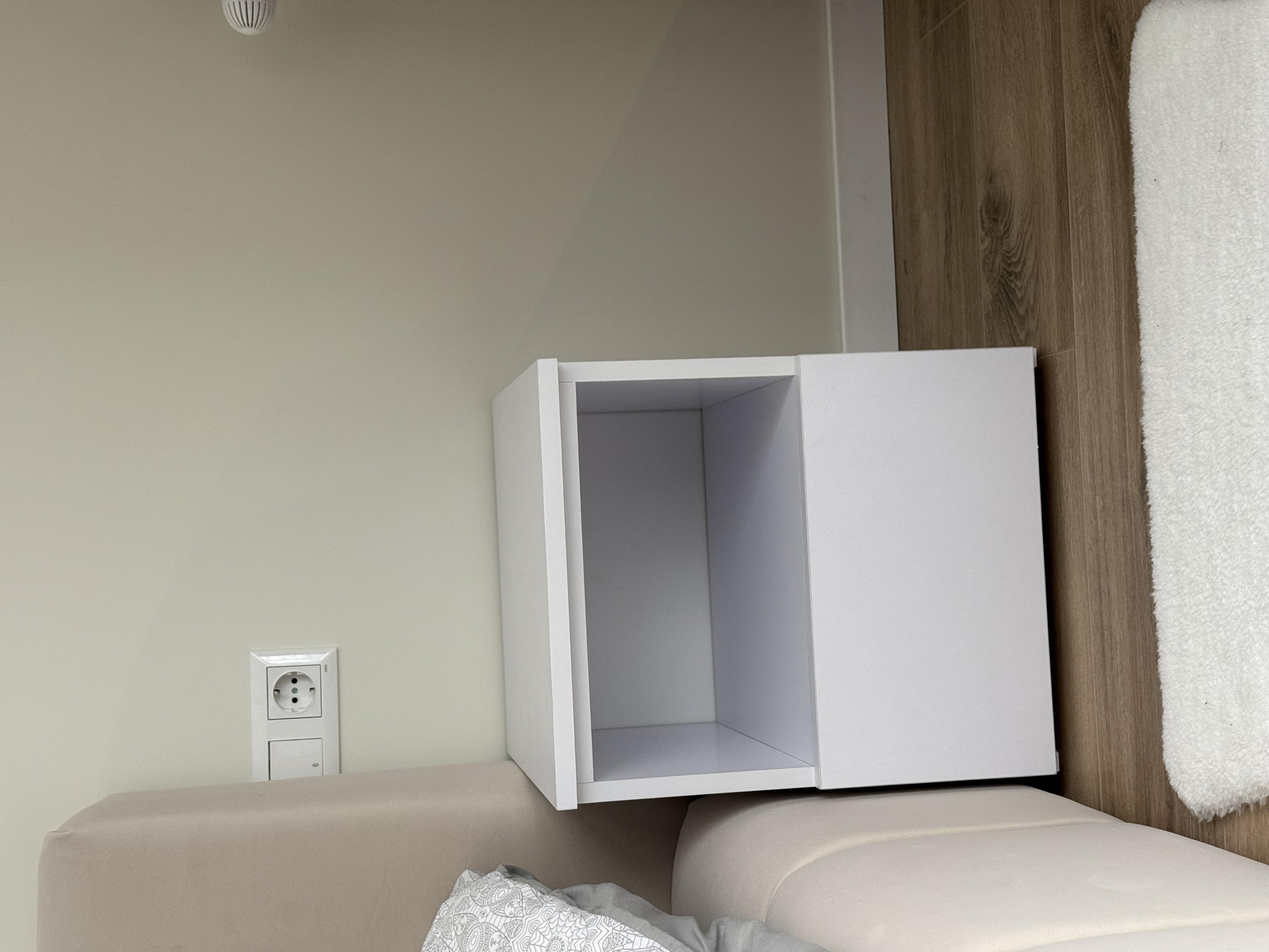 Тумба прикроватная Furnigrade Т-2 420х350х380 Белый в реальных условиях использования от покупателя Ліана.