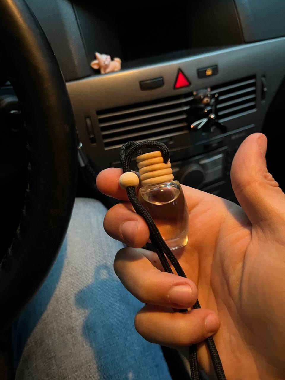 Фото: Автопарфюм PdParis Creed Aventus мужской, отправлено покупателем Анастасія Автопарфюм PdParis Creed Aventus мужской в реальных условиях использования от покупателя Анастасія.