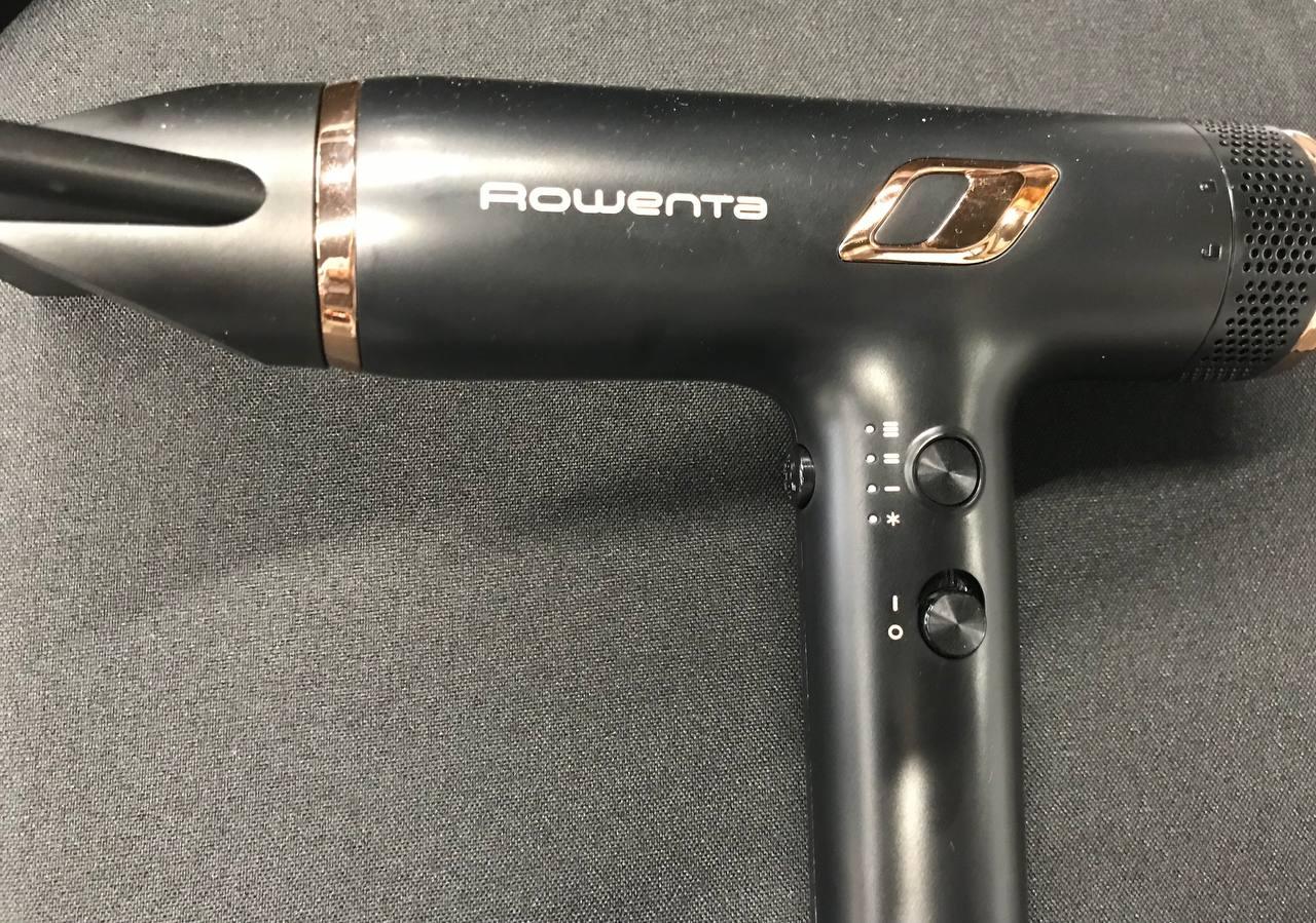 Фен Rowenta Nano HY8310F0 в реальных условиях использования от пользователя Надія.