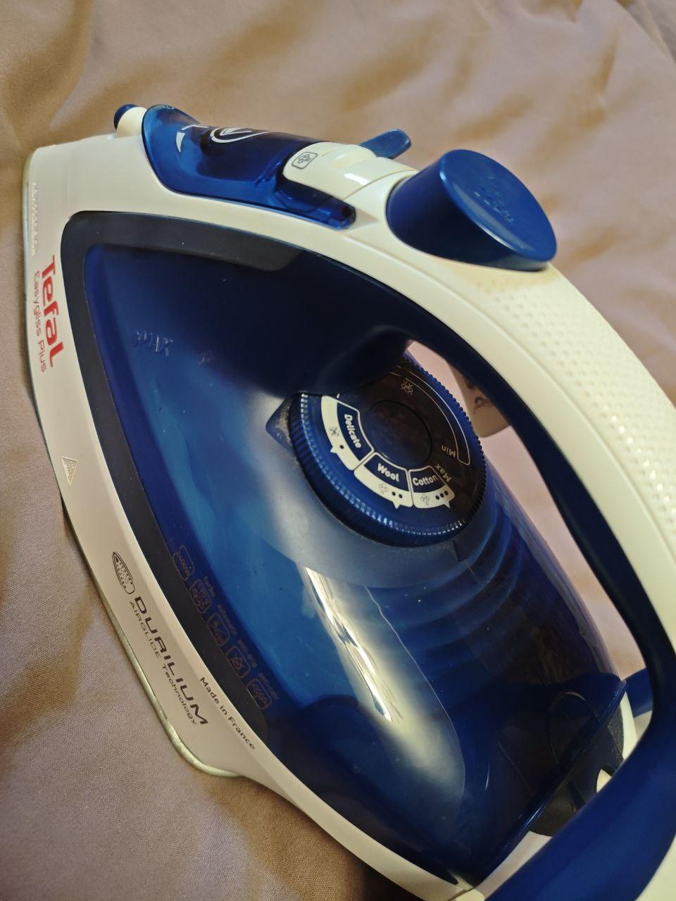 Утюг Tefal Easygliss Plus FV5715Е0 в реальных условиях использования от пользователя Галина Мороз.