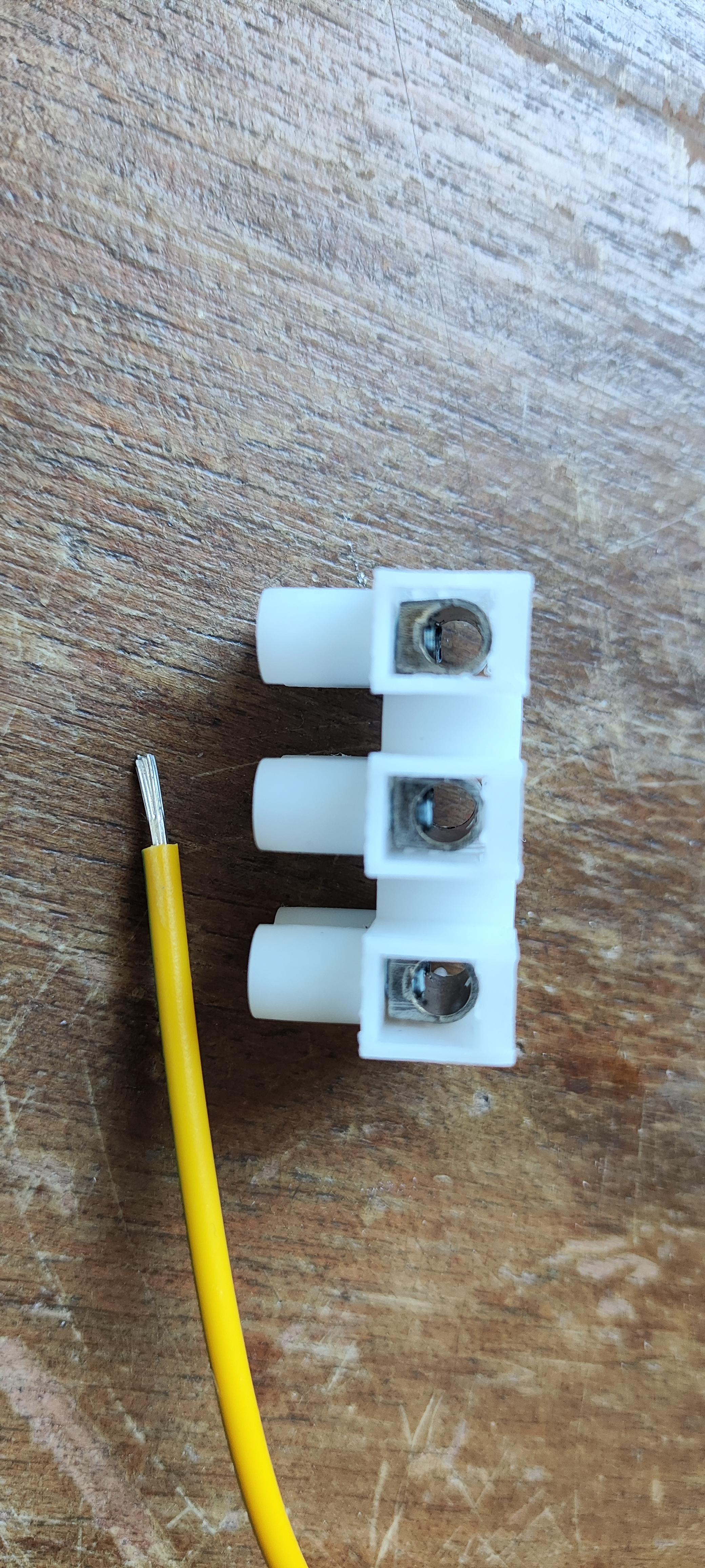 Люстра на 6 ламп ESLLSE BELFAST 6xE27 R 740x190 мм Черный (10466) в реальных условиях использования от покупателя Артем.