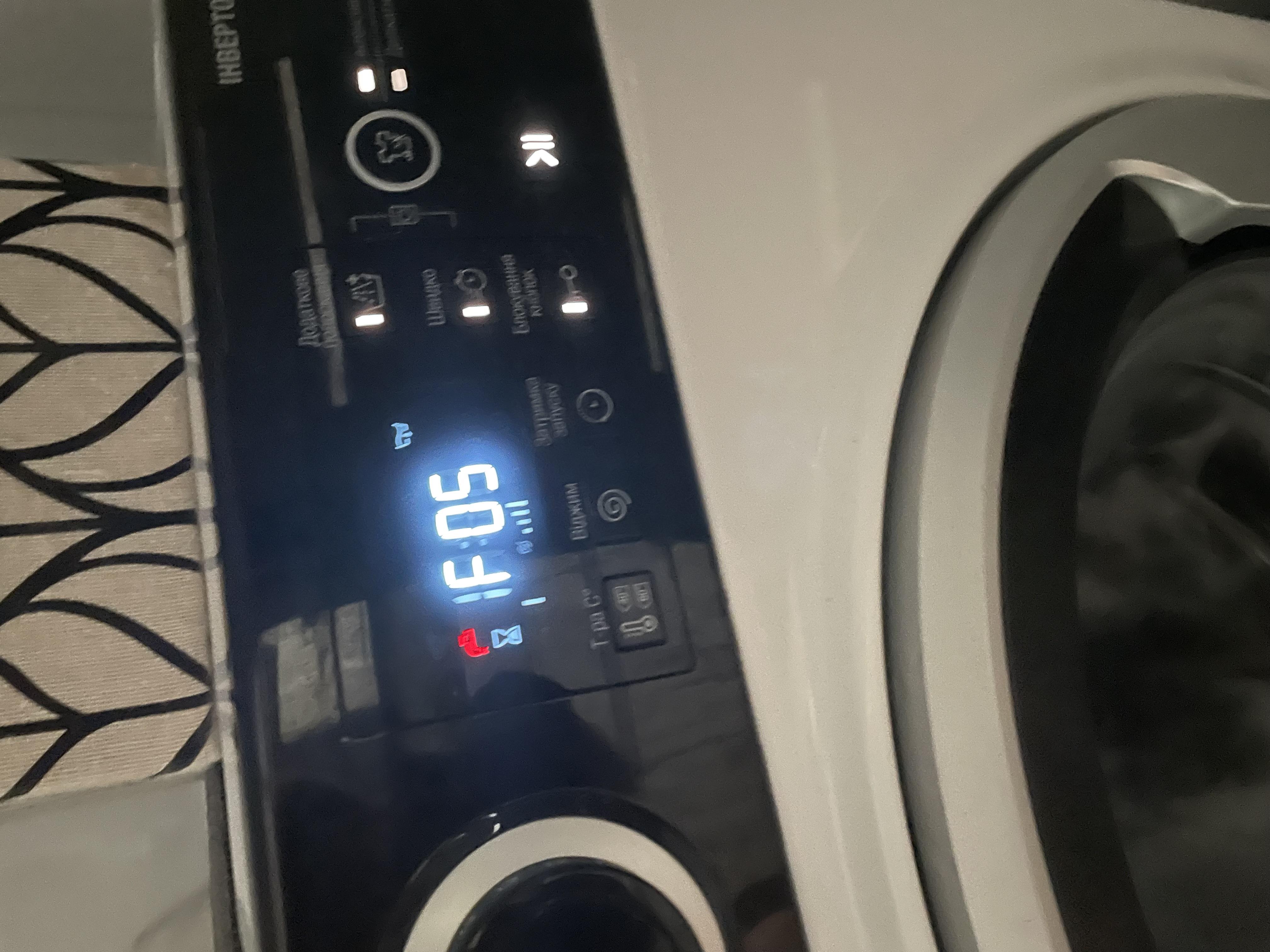Пральна машина Whirlpool WRBSB 6228 B UA у реальних умовах використання від покупця Світлана.