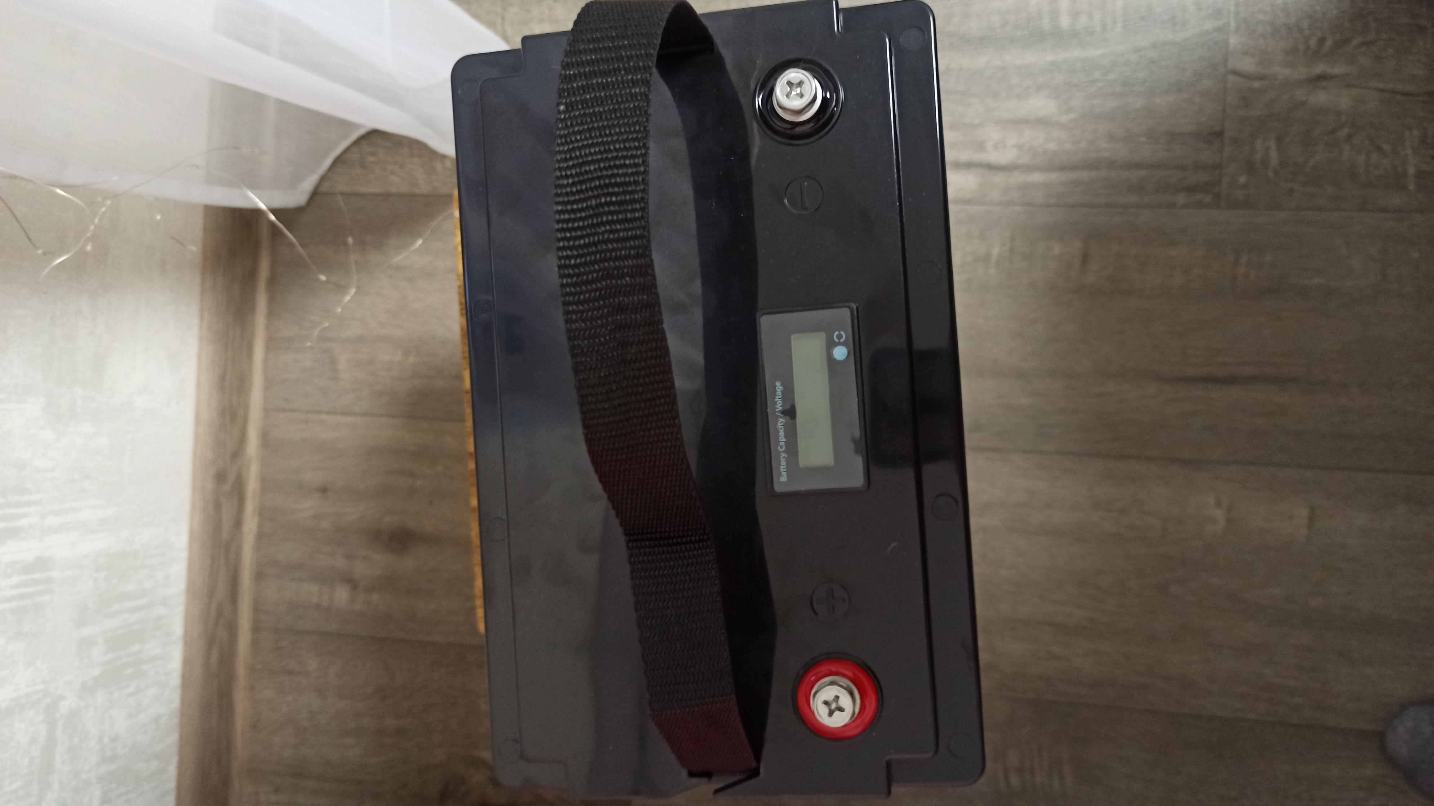 Фото: Літій-залізо-фосфатний акумулятор Anvolan 12V 100Ah (2567583229), надіслане покупцем Алексей Літій-залізо-фосфатний акумулятор Anvolan 12V 100Ah (2567583229) у реальних умовах використання від покупця Алексей.