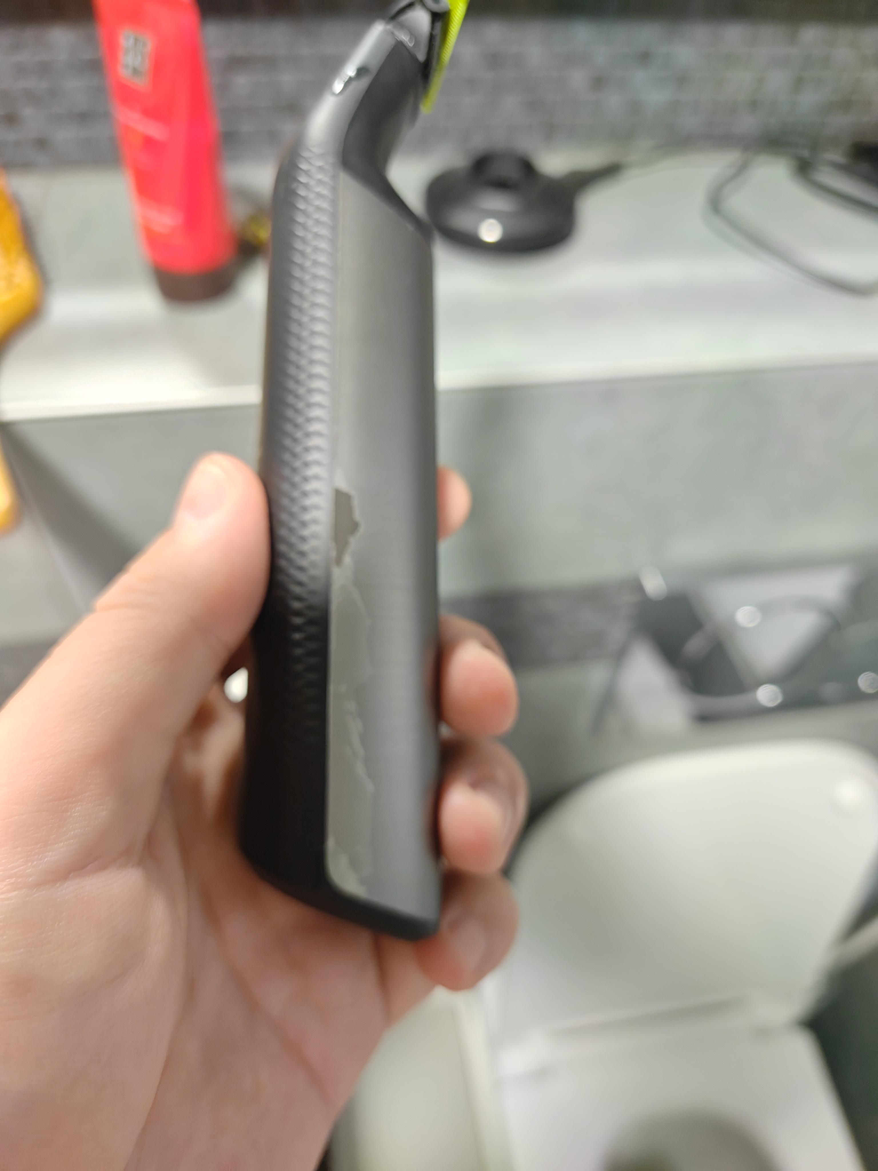 Електростанок із тримером Philips OneBlade Pro 360 QP6652/61 для обличчя та тіла у реальних умовах використання від користувача Сергій.