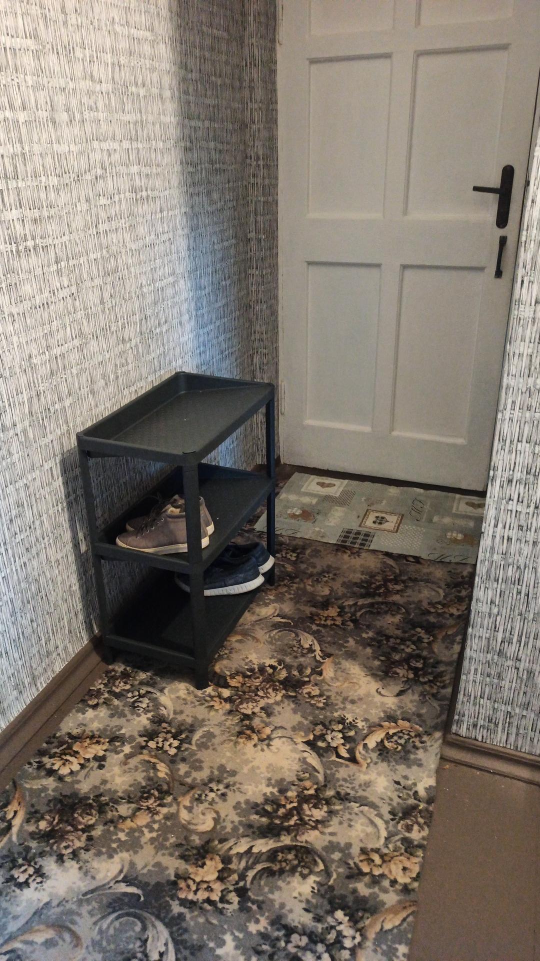 Подставка под обувь Комфорт пластиковая гранит 330x560x700 мм в реальных условиях использования от пользователя Лариса.