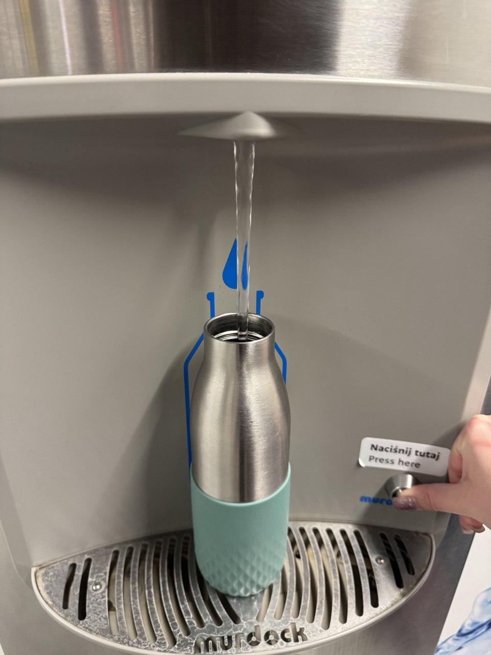 Термобутылка Tefal BLUDROP 500 мл N3110610 в реальных условиях использования от пользователя Віра Герасів.