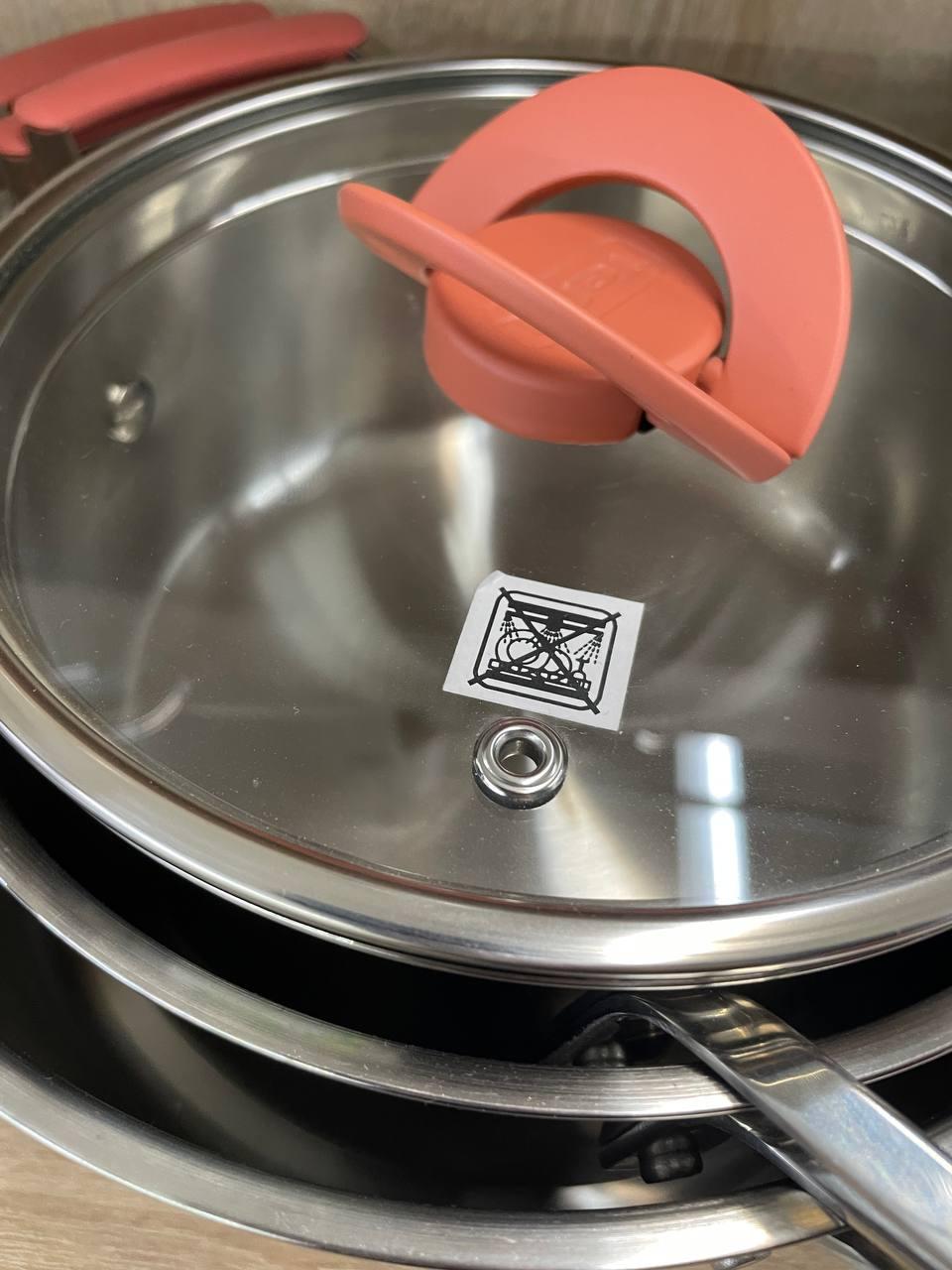 Набір посуду Tefal 6 предметів Opti'Space G720S674 у реальних умовах використання від користувача Яна  Пининчук.