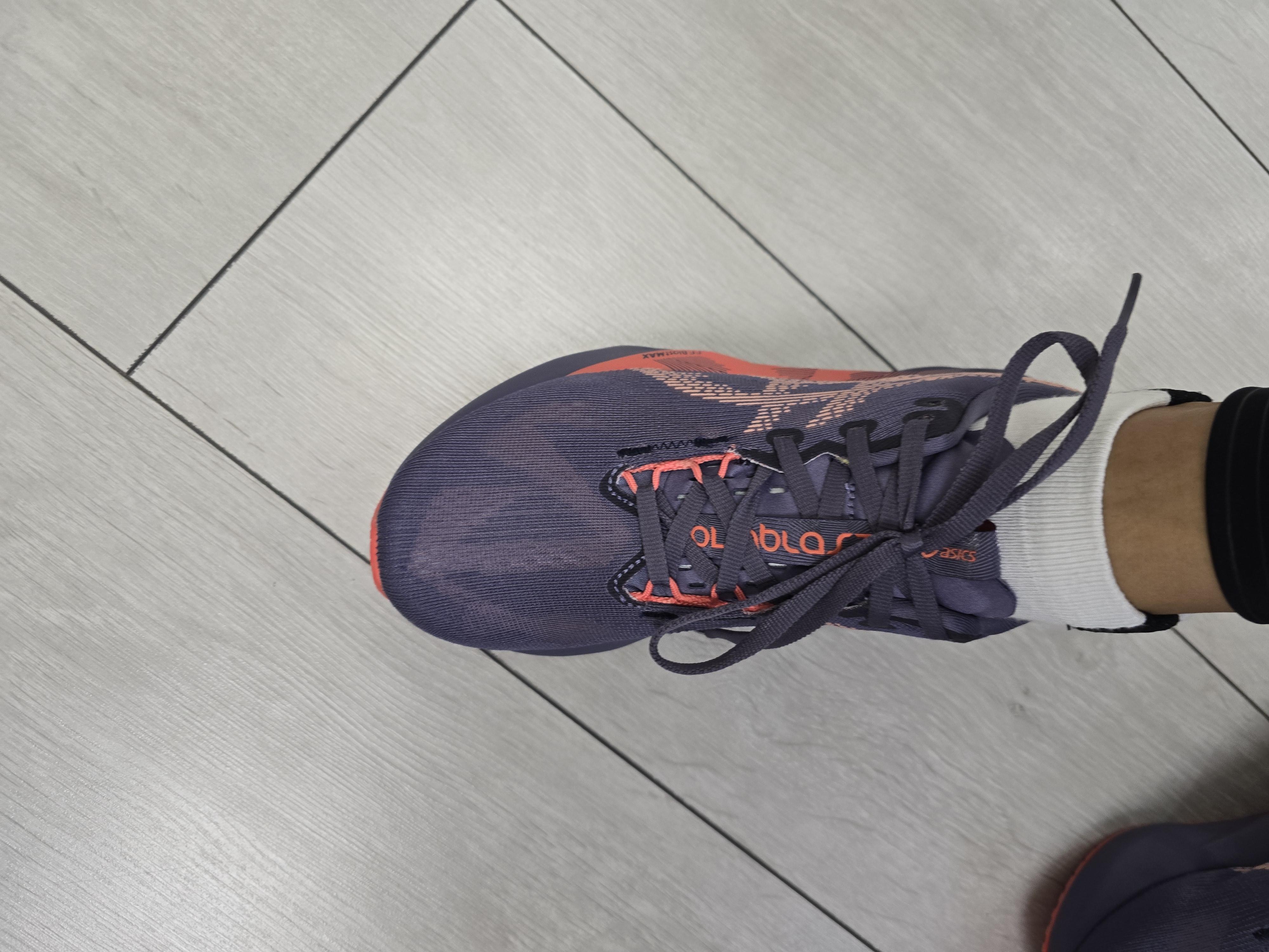 Кроссовки женские Asics NOVABLAST 5 1012B765-500 р.40 темно-фиолетовые в реальных условиях использования от покупателя Юля.