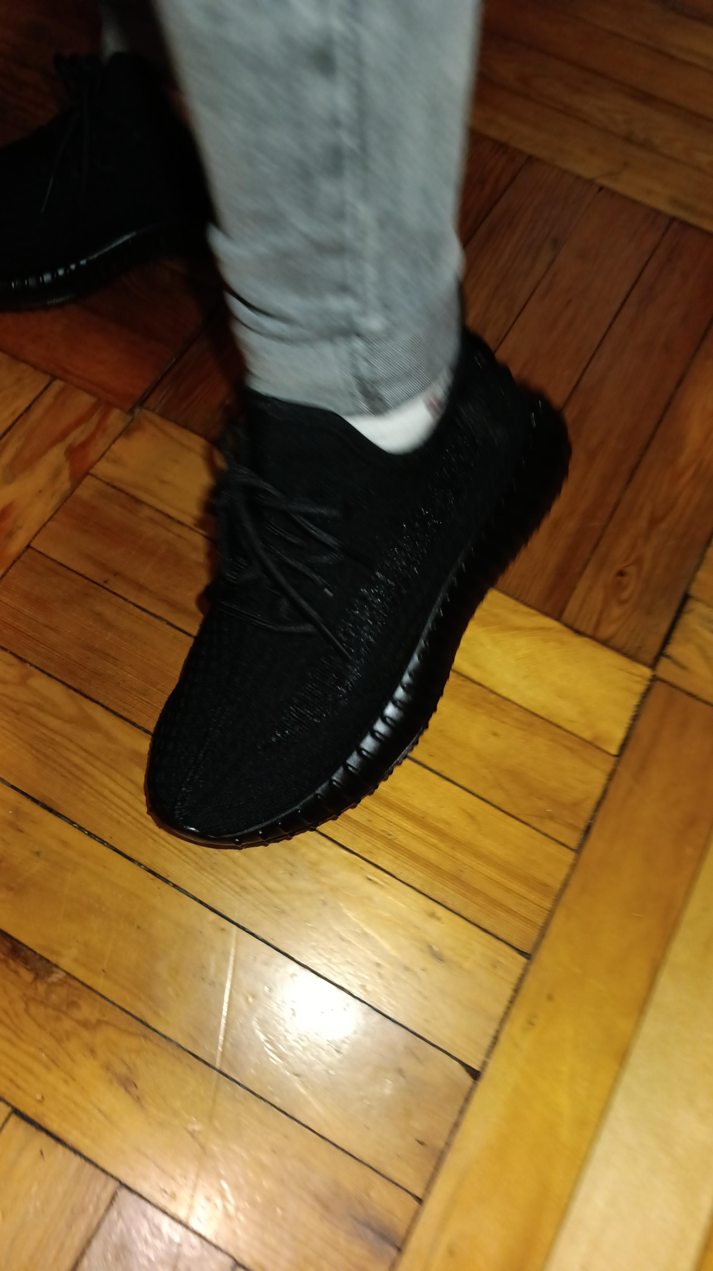 Кроссовки женские LUMO р. 37 Черный (280719-37) в реальных условиях использования от покупателя Вікторія.