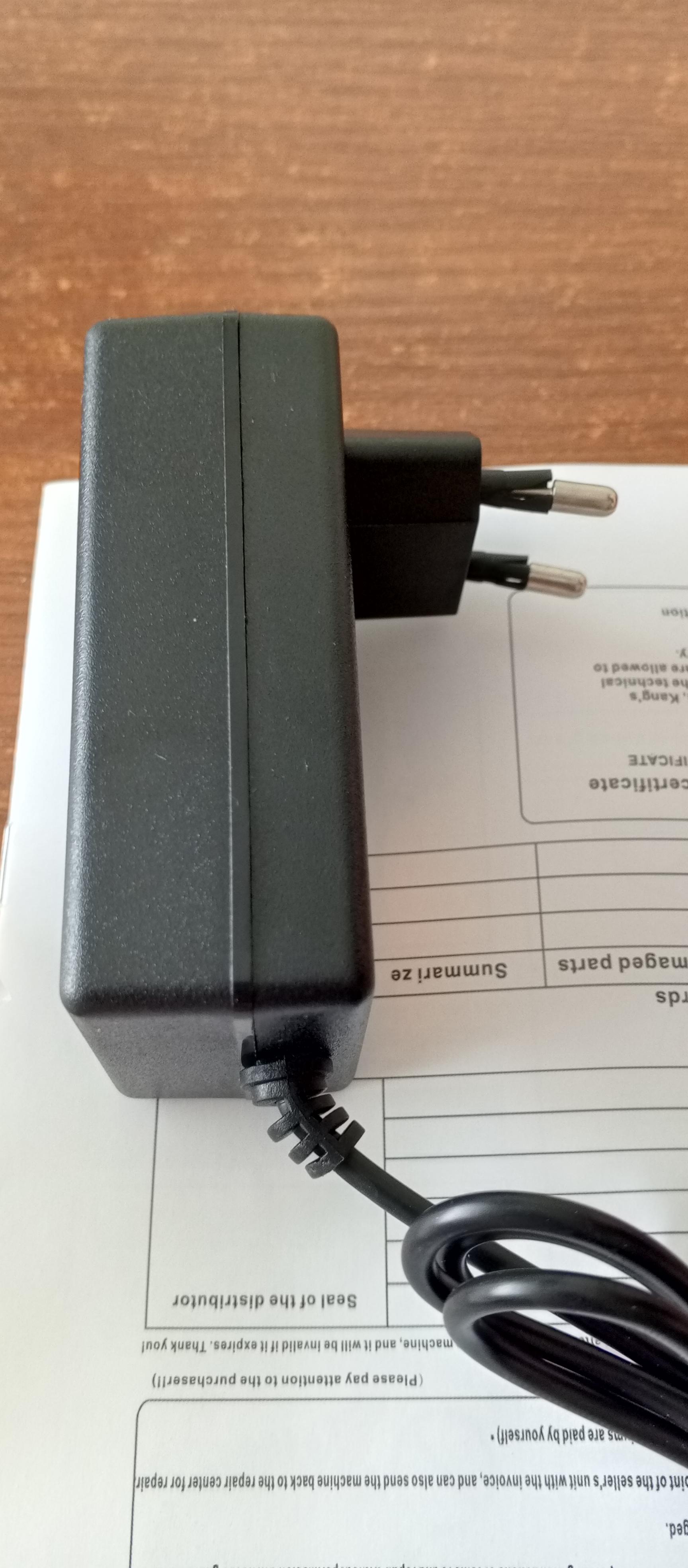 Акумуляторний безщітковий тример із телескопічною штангою 2 акумулятори THO 48 V у реальних умовах використання від користувача Нат.