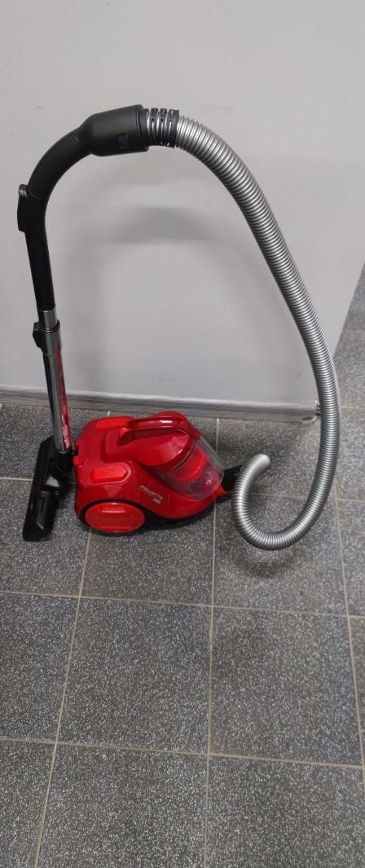 ПилососRowenta RO2913EA red у реальних умовах використання від користувача Настя Цьомко.