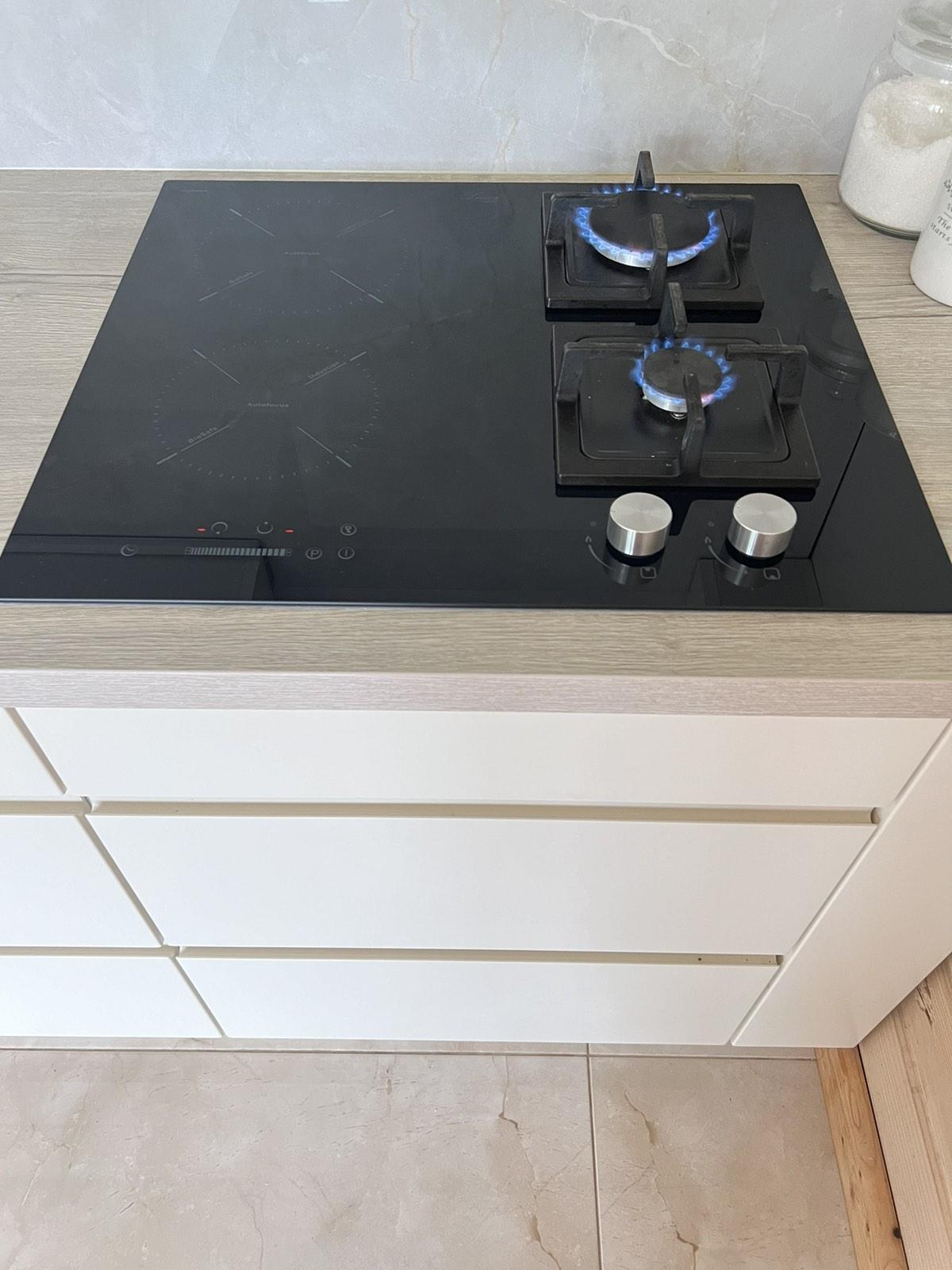 Духовой шкаф Luxor Future 60 BK Colorverglasung в реальных условиях использования от пользователя Марина.