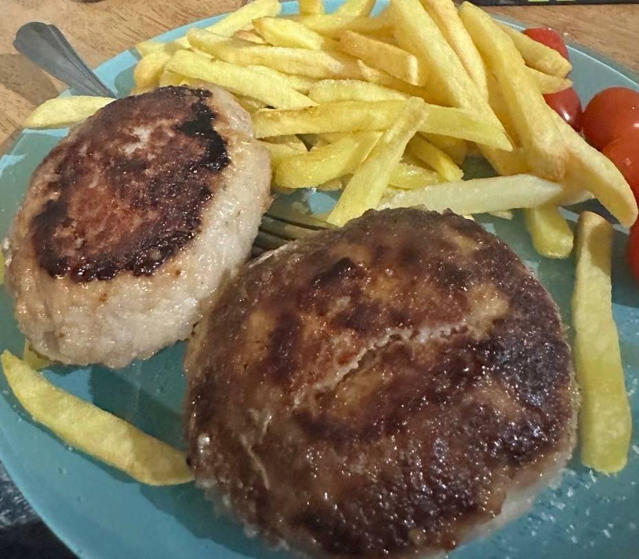 Фото: Мультипечь Moulinex Easy Fry Mega EZ8558F0, отправлено пользователем Яна Петришин Мультипечь Moulinex Easy Fry Mega EZ8558F0 в реальных условиях использования от пользователя Яна Петришин.