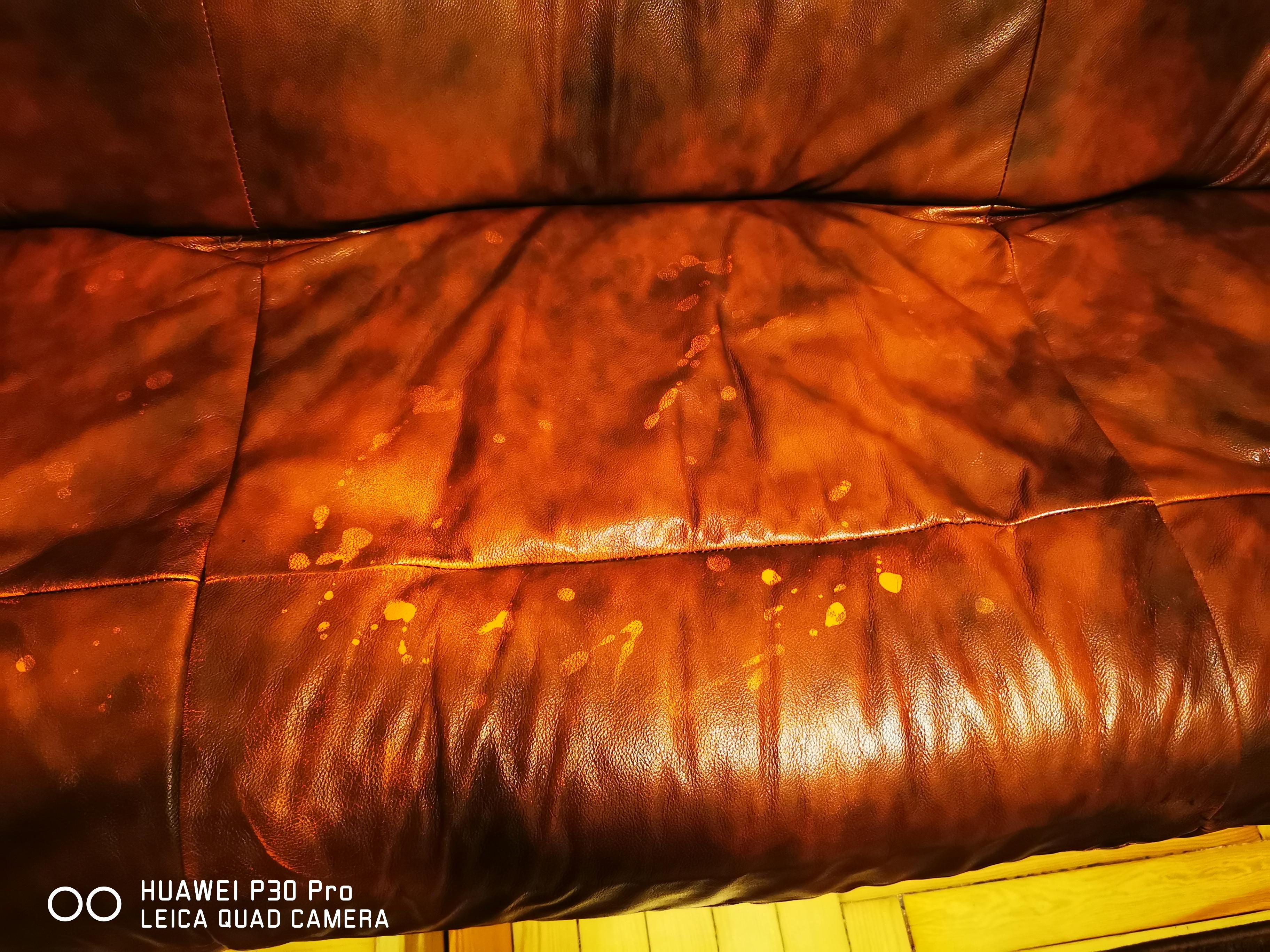 Очиститель-кондиционер кожи TURTLE WAX 500 мл жидкость в реальных условиях использования от пользователя Михаил.