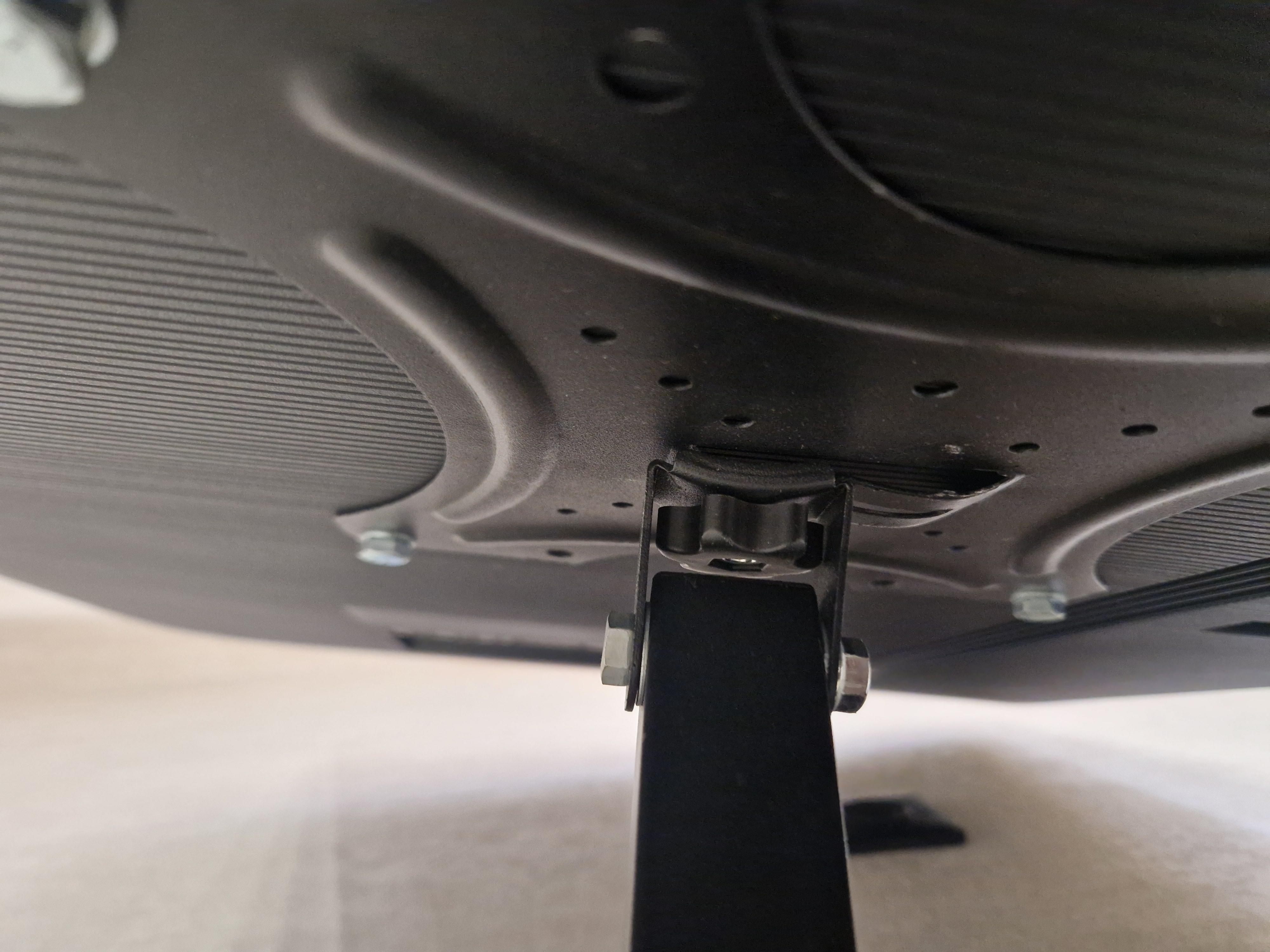 Фото: Кріплення для телевізора 14-55 HDL 117B2, надіслане покупцем Ірина Кріплення для телевізора 14-55 HDL 117B2 у реальних умовах використання від покупця Ірина.