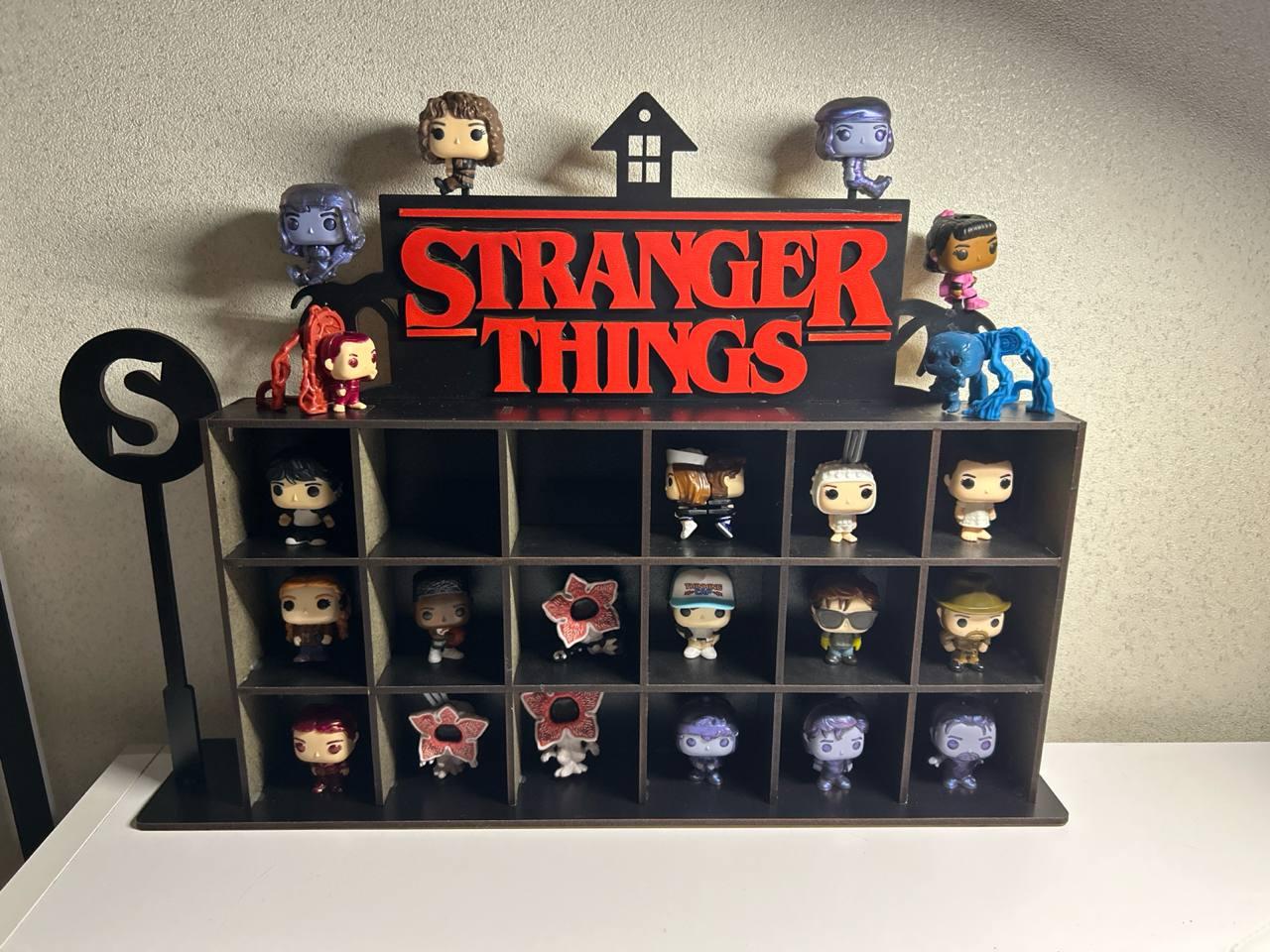 Фото: Полочка для фигурок Странные Чудеса Stranger things, отправлено покупателем Наталія Полочка для фигурок Странные Чудеса Stranger things в реальных условиях использования от покупателя Наталія.